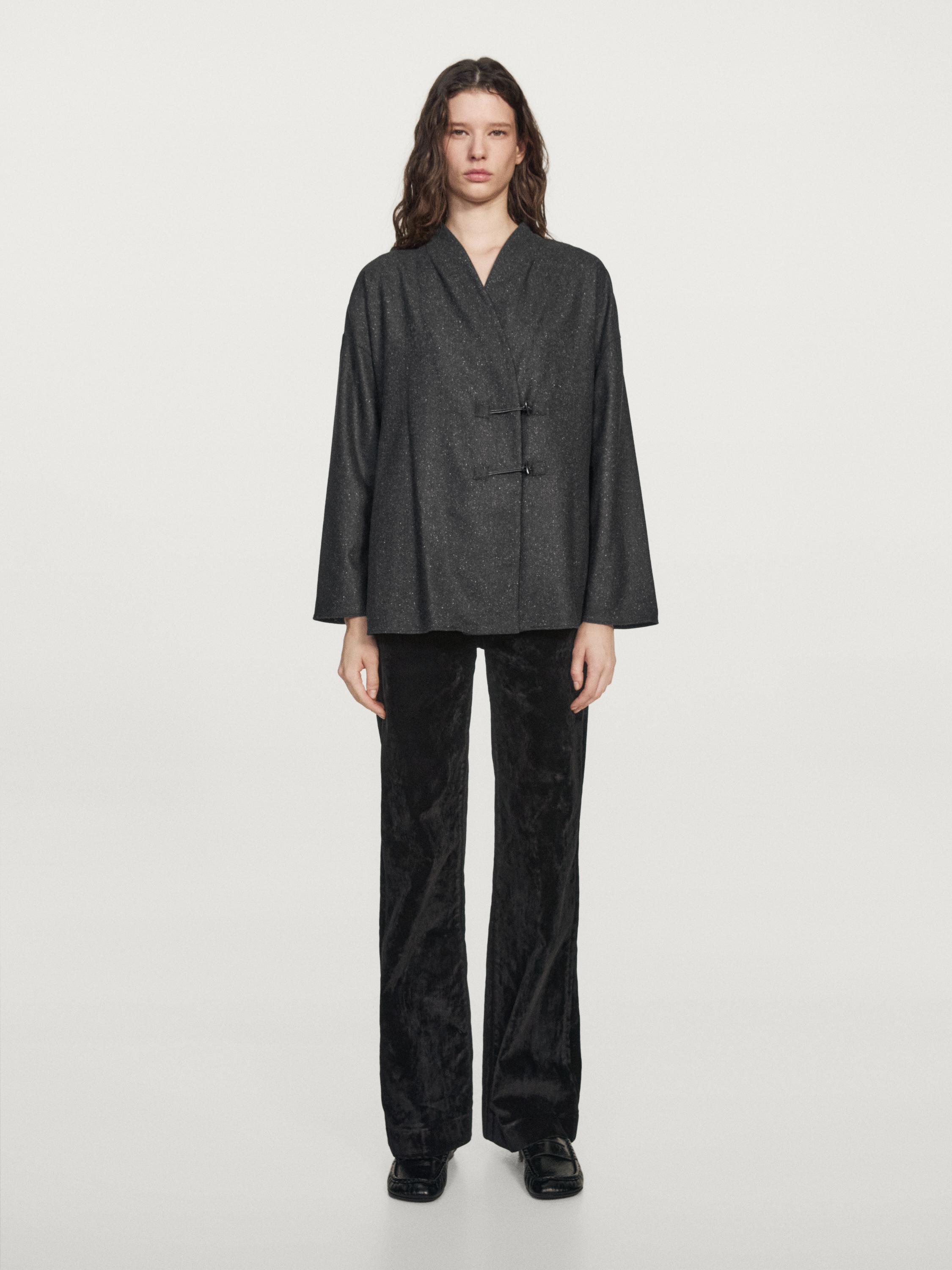 Camisa bottonat detall botó banya amb llana