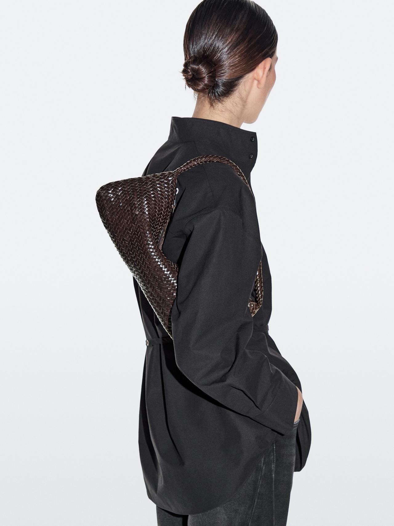 Nappa leather woven croissant bag — BROWN