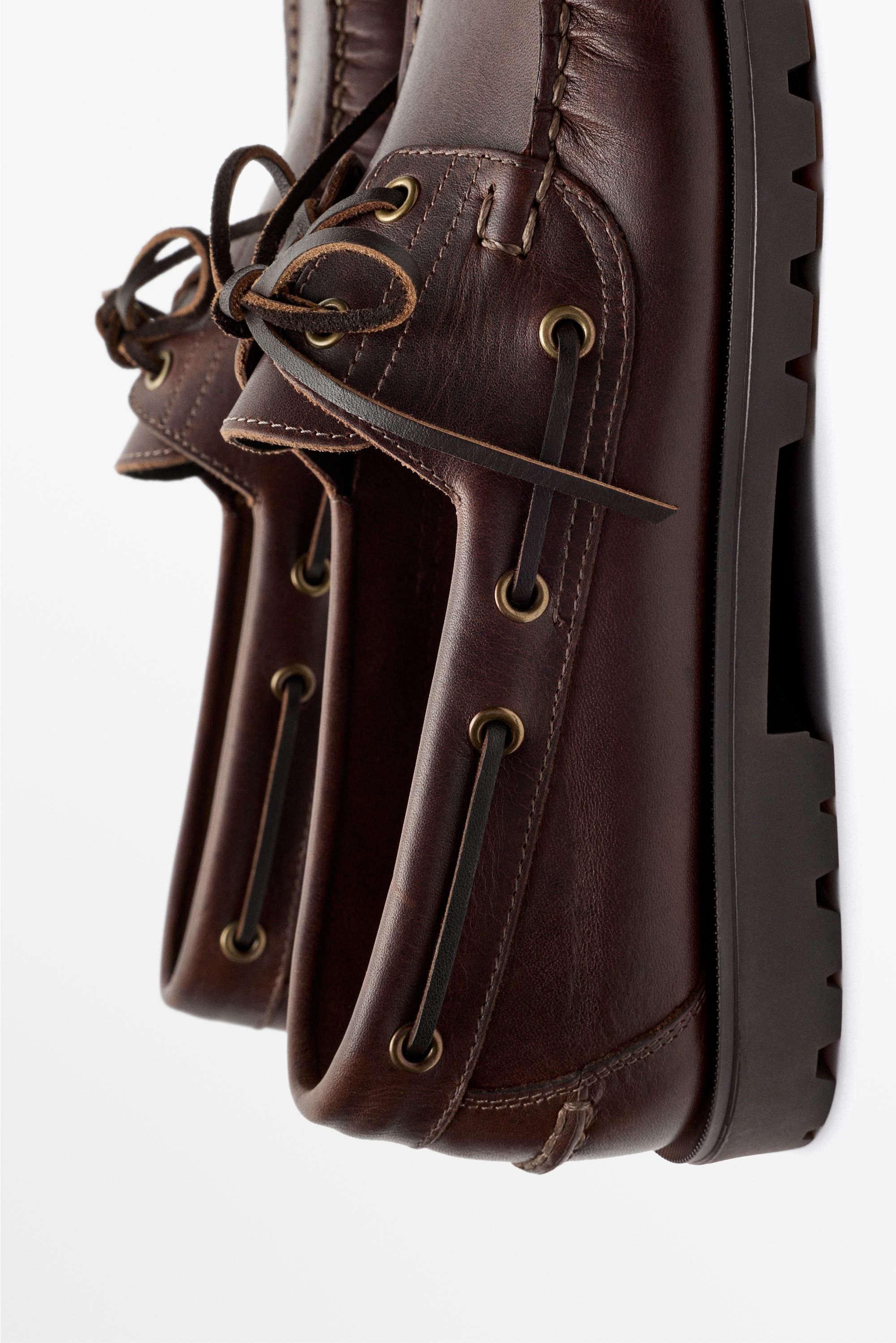 Nappa leather boat shoe — TAN