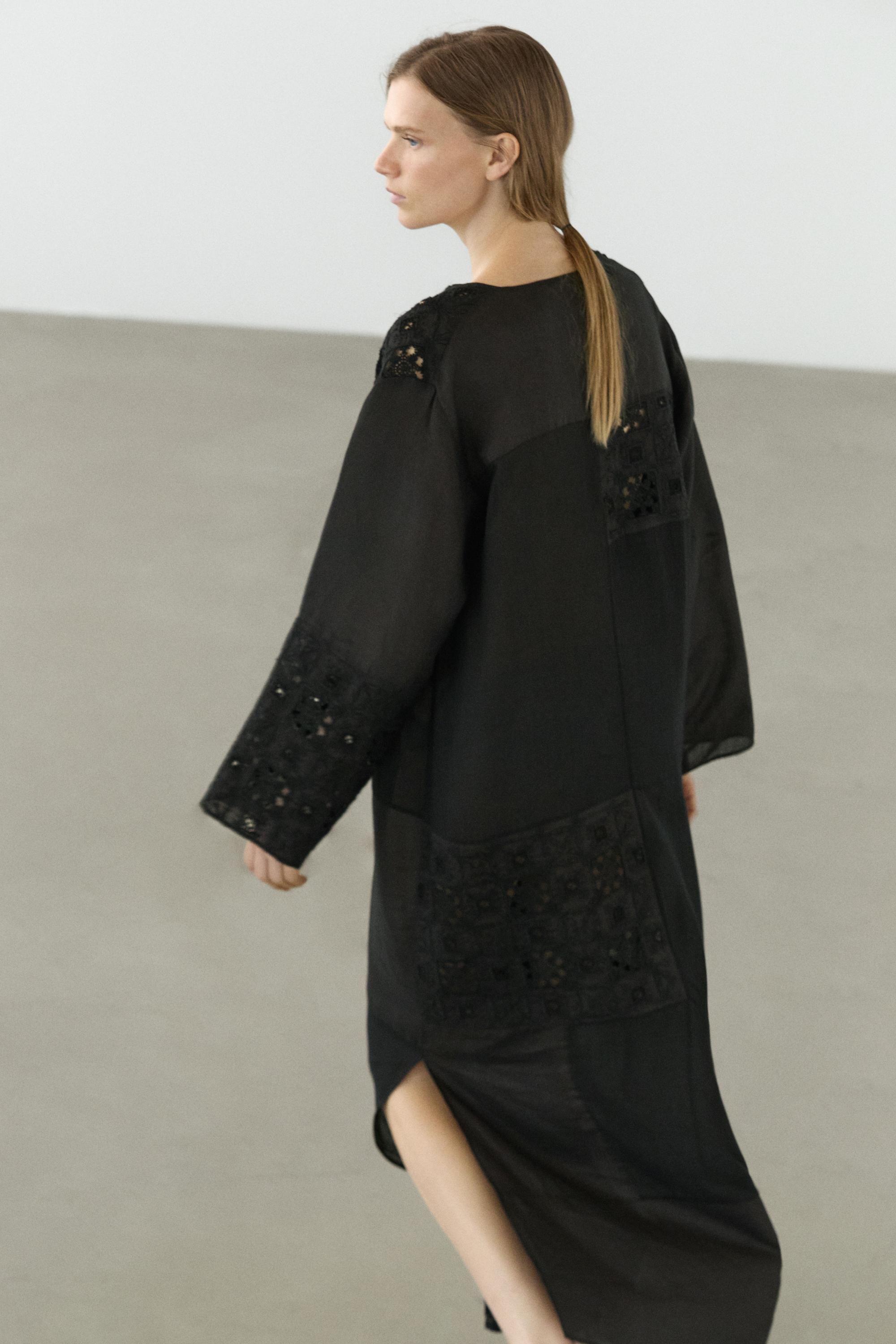 Flowing embroidered kaftan dress — BLACK