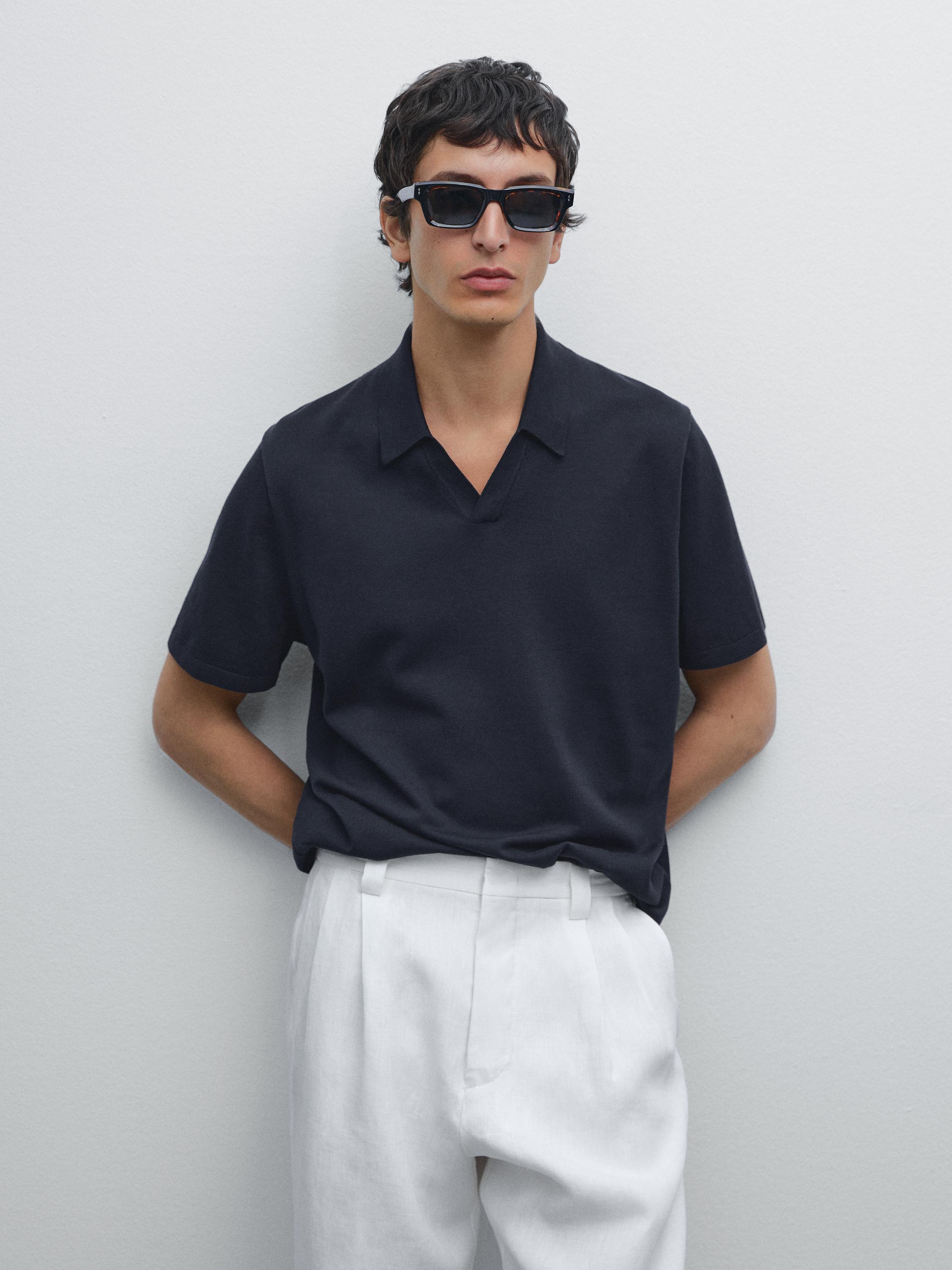 Cotton V-neck knitted polo shirt