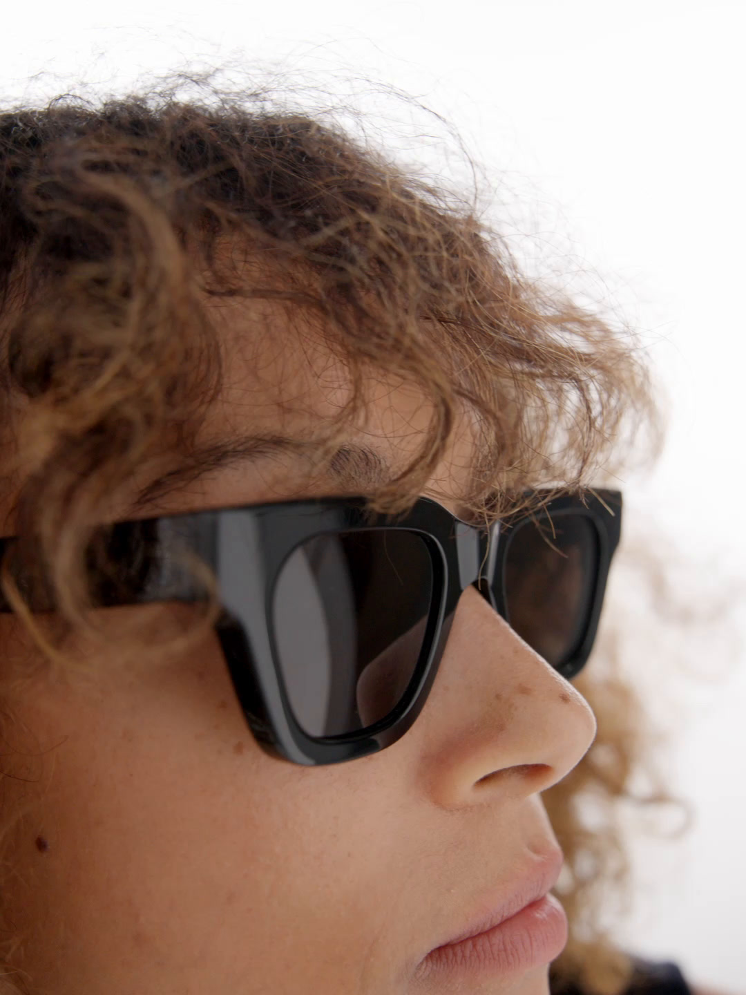 Angled rectangular sunglasses