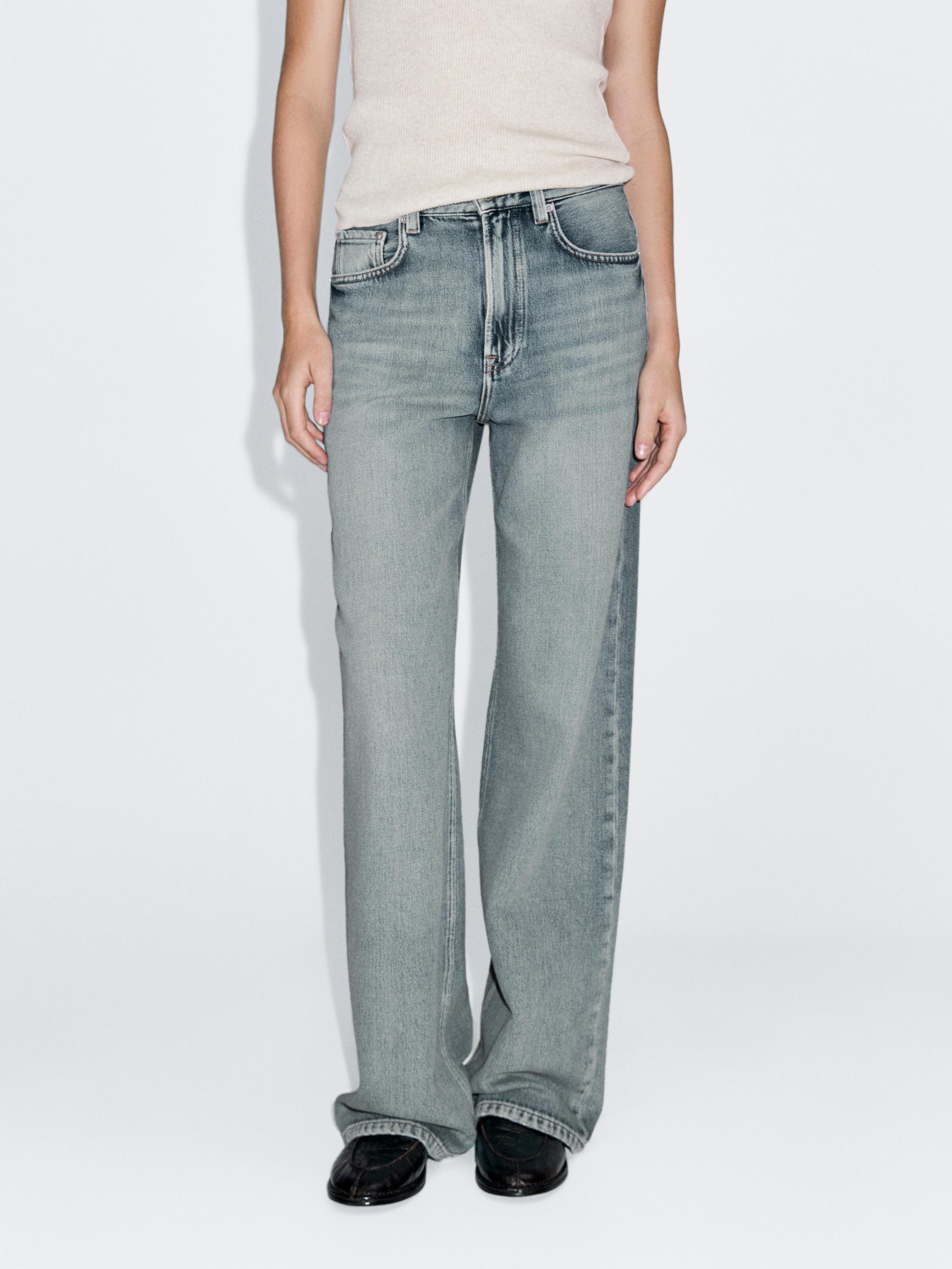 High-waist wide-leg jeans