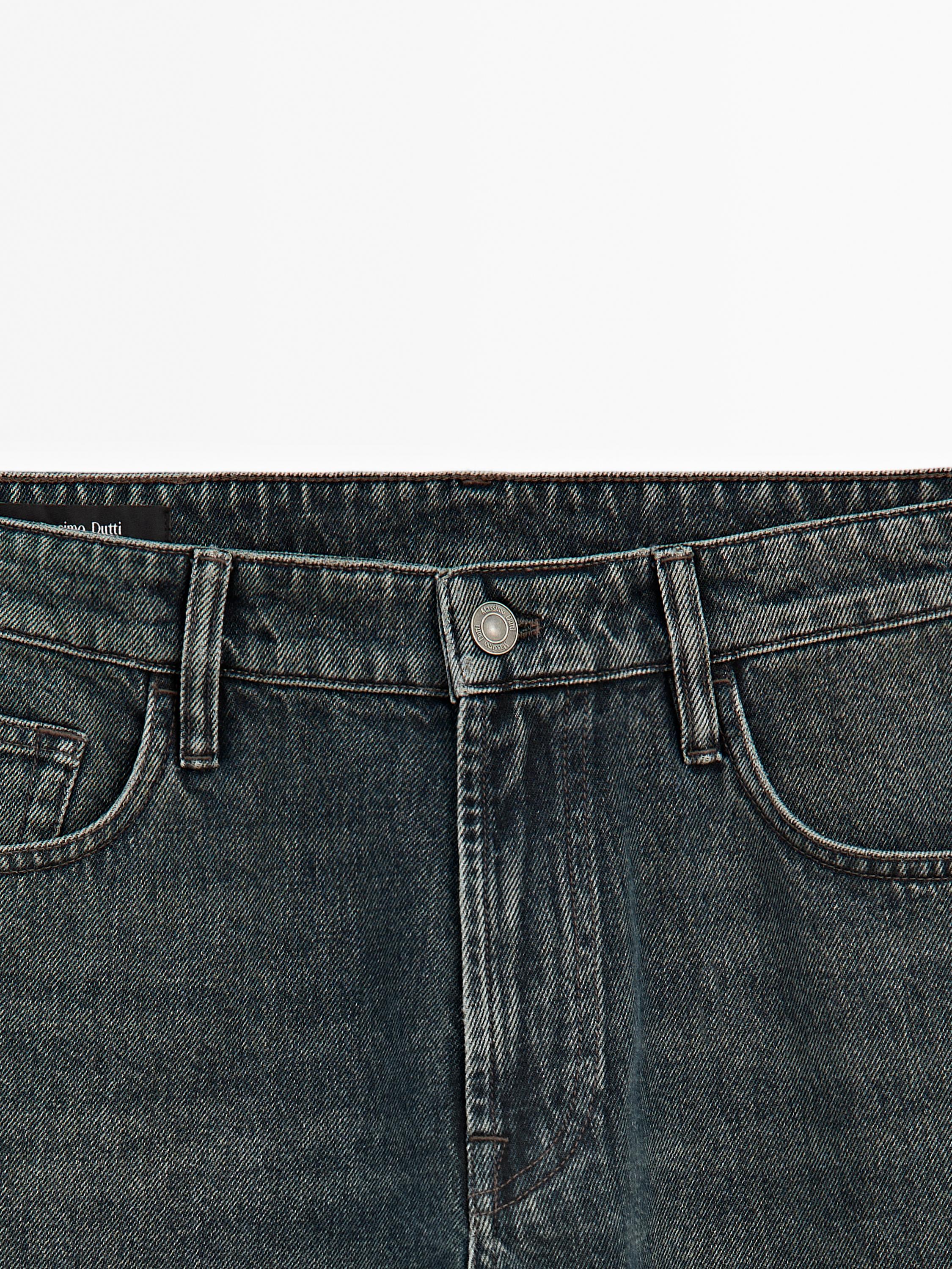 Toelopende jeans