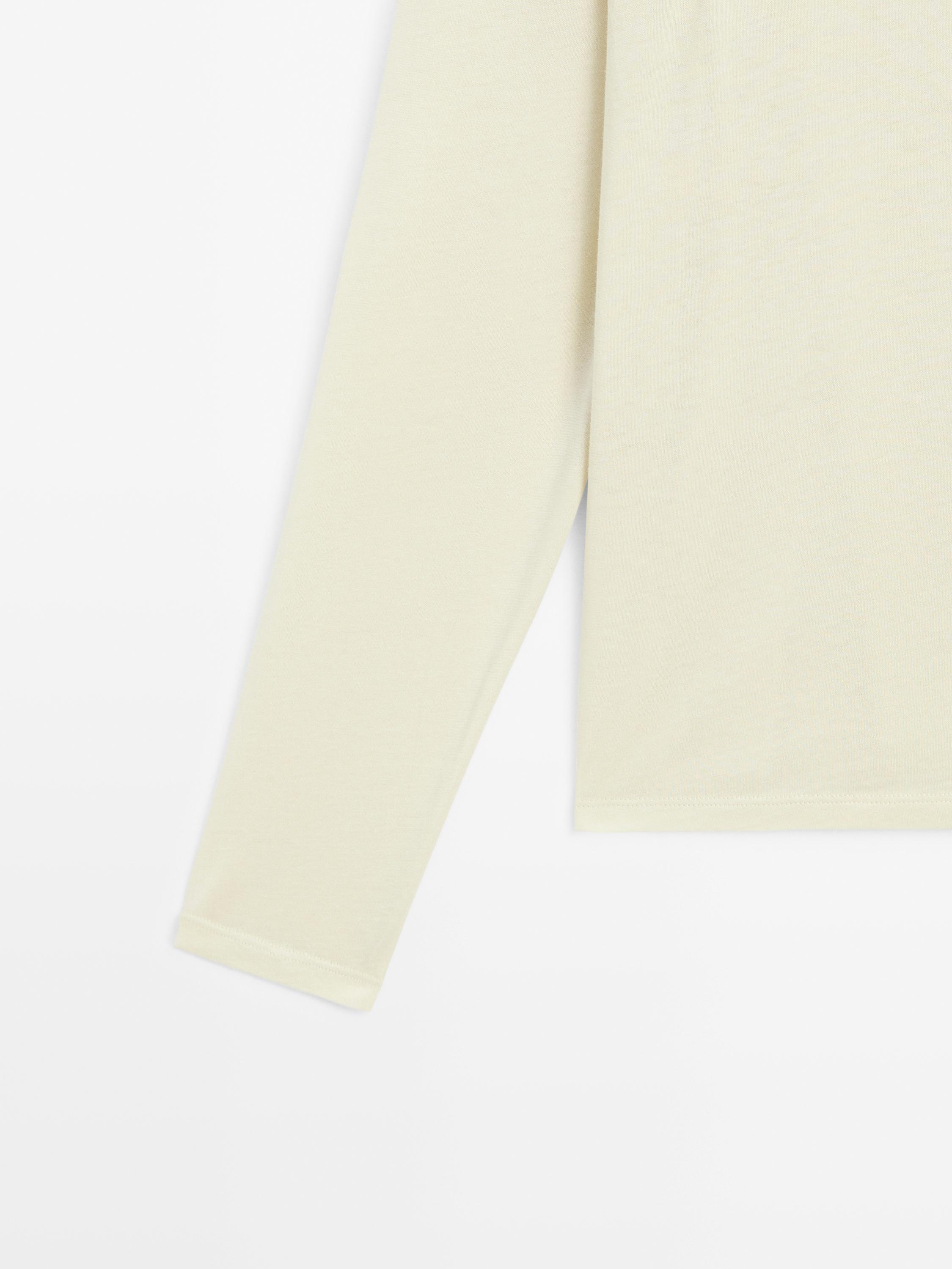100% cotton long sleeve T-shirt