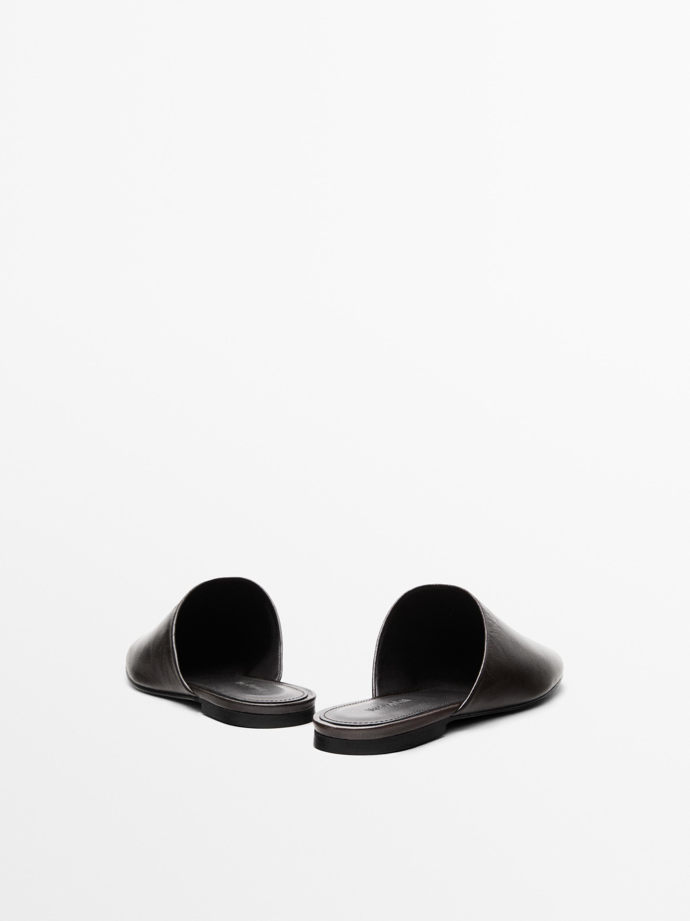 Flat leather mules