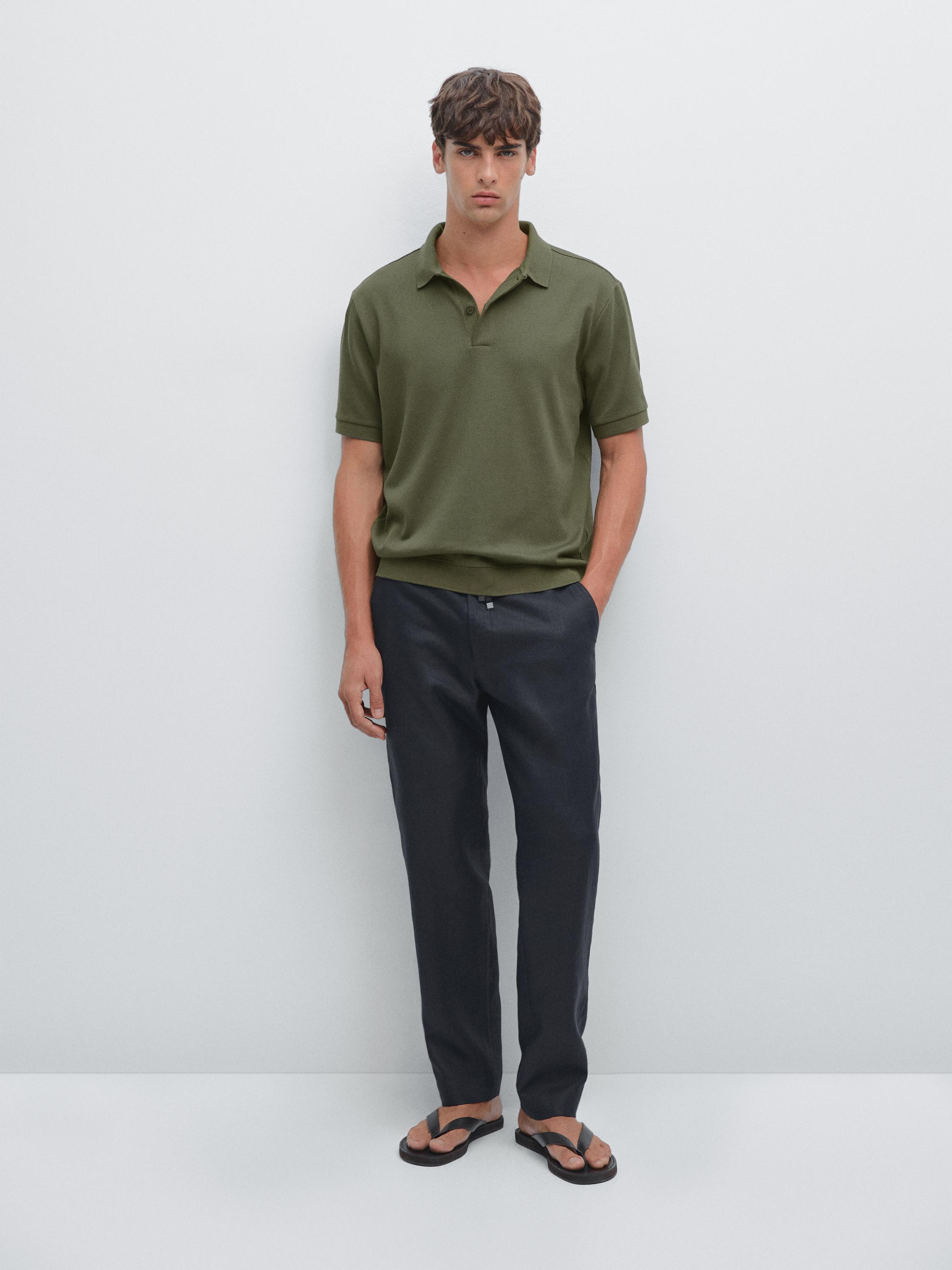 Short sleeve polo shirt with zip-up collar