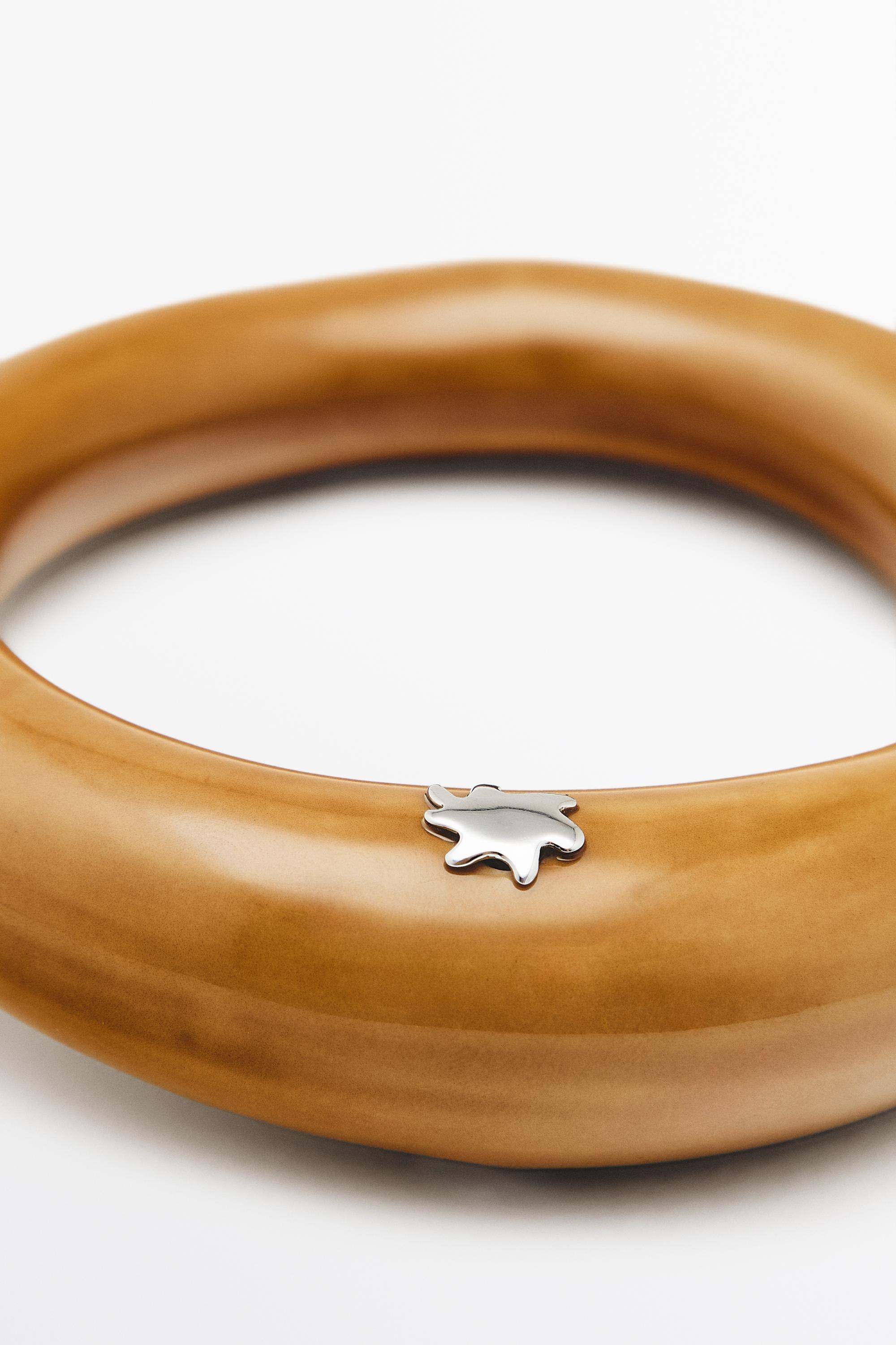 Ceramic tubular bracelet with star detail — MUSTARD YELLOW
