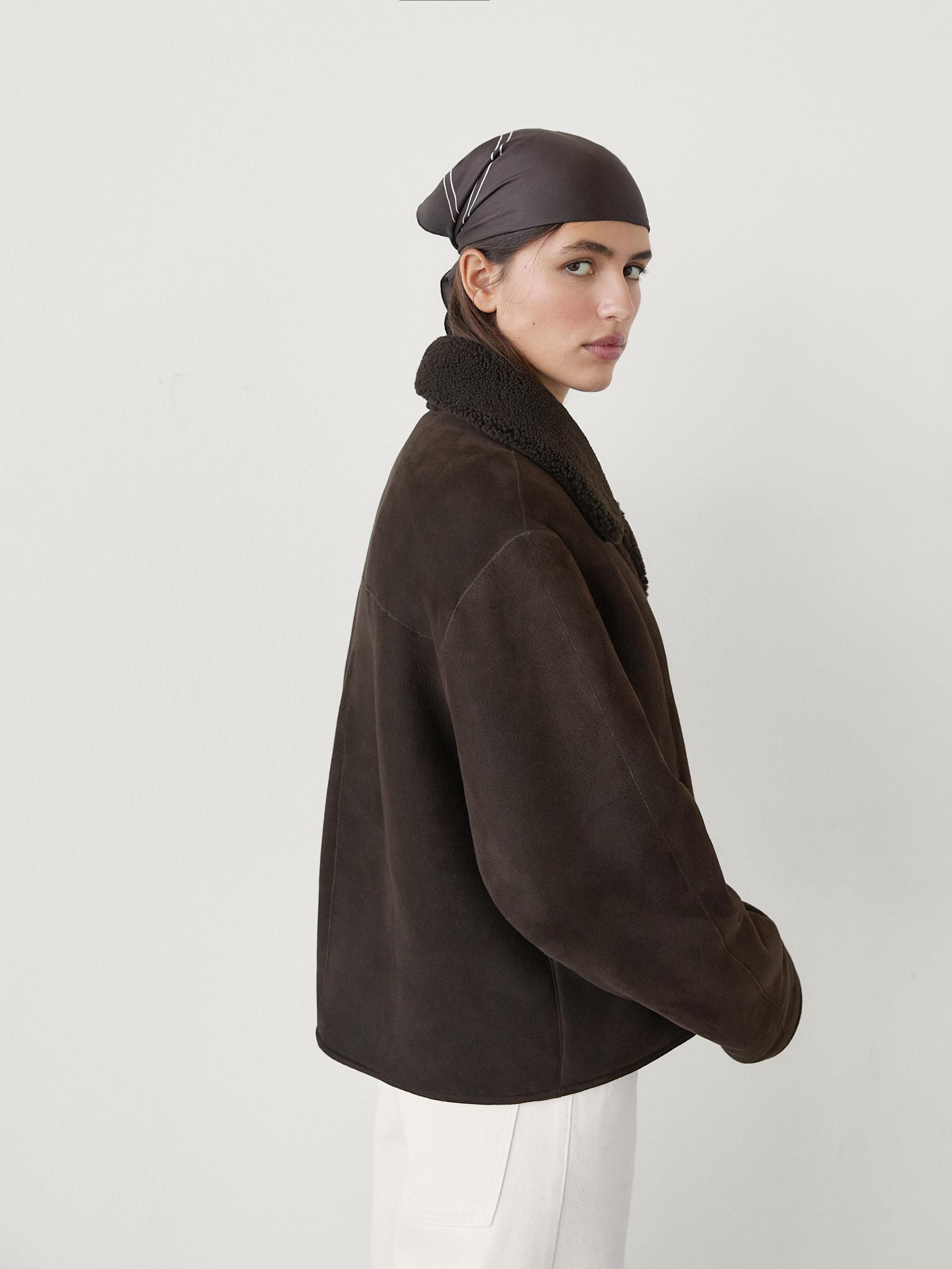 Short shearling coat