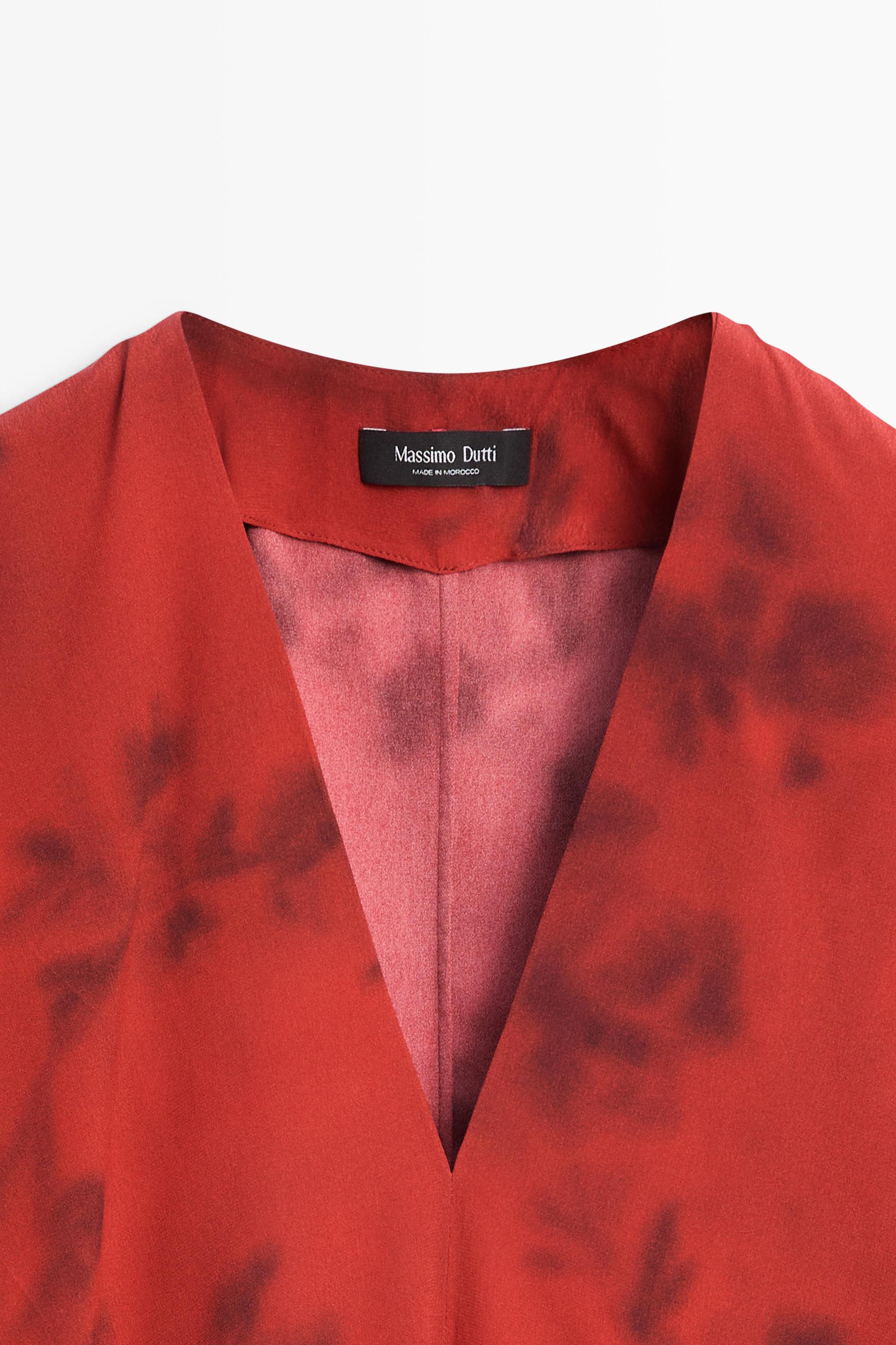 Printed flowing dress with sash detail — BRIGHT RED