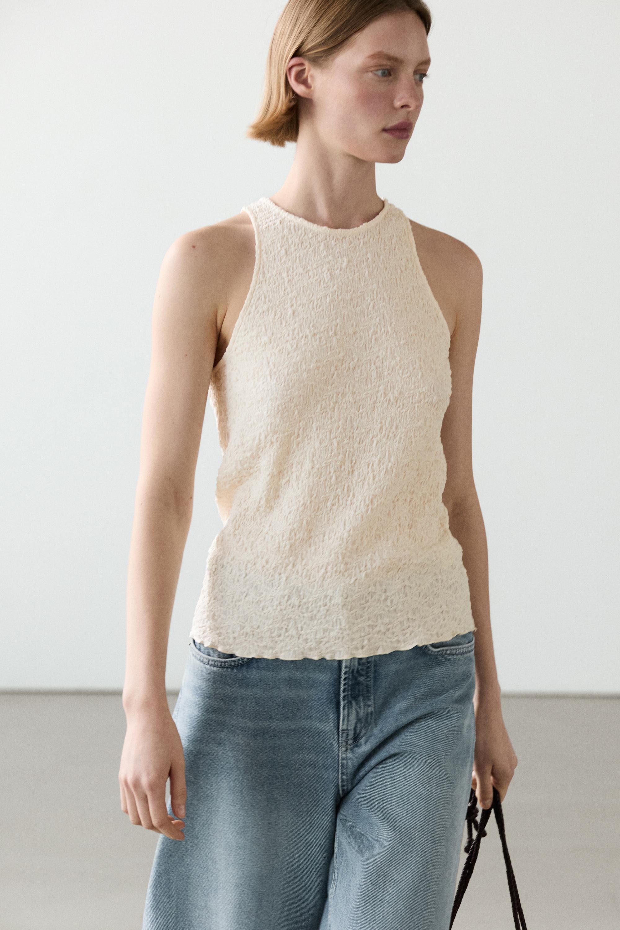 Textured halter top — CREAM