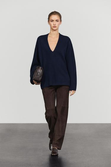 Wool-blend knit V-neck sweater — INDIGO BLUE 1