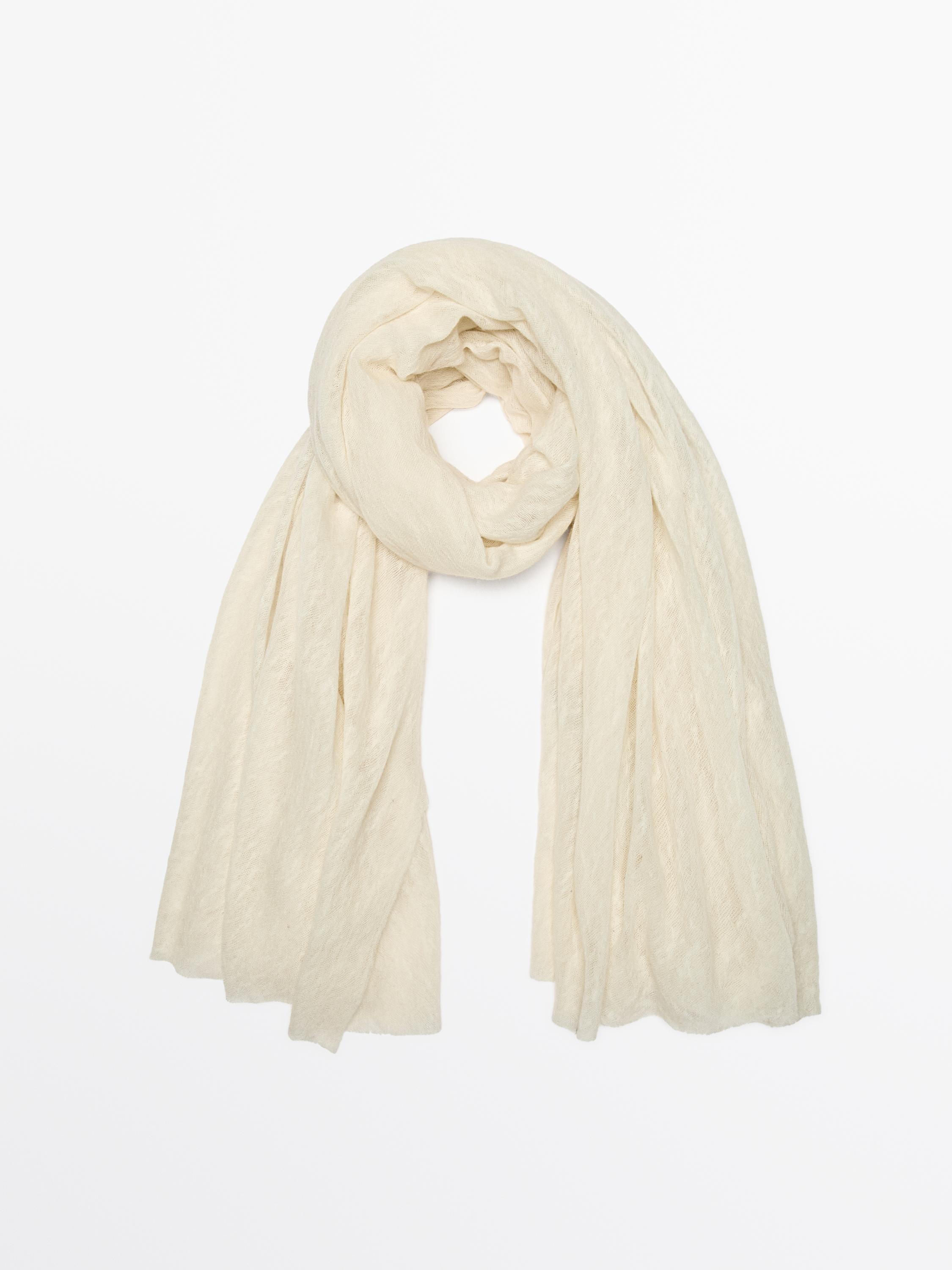 100% cashmere scarf