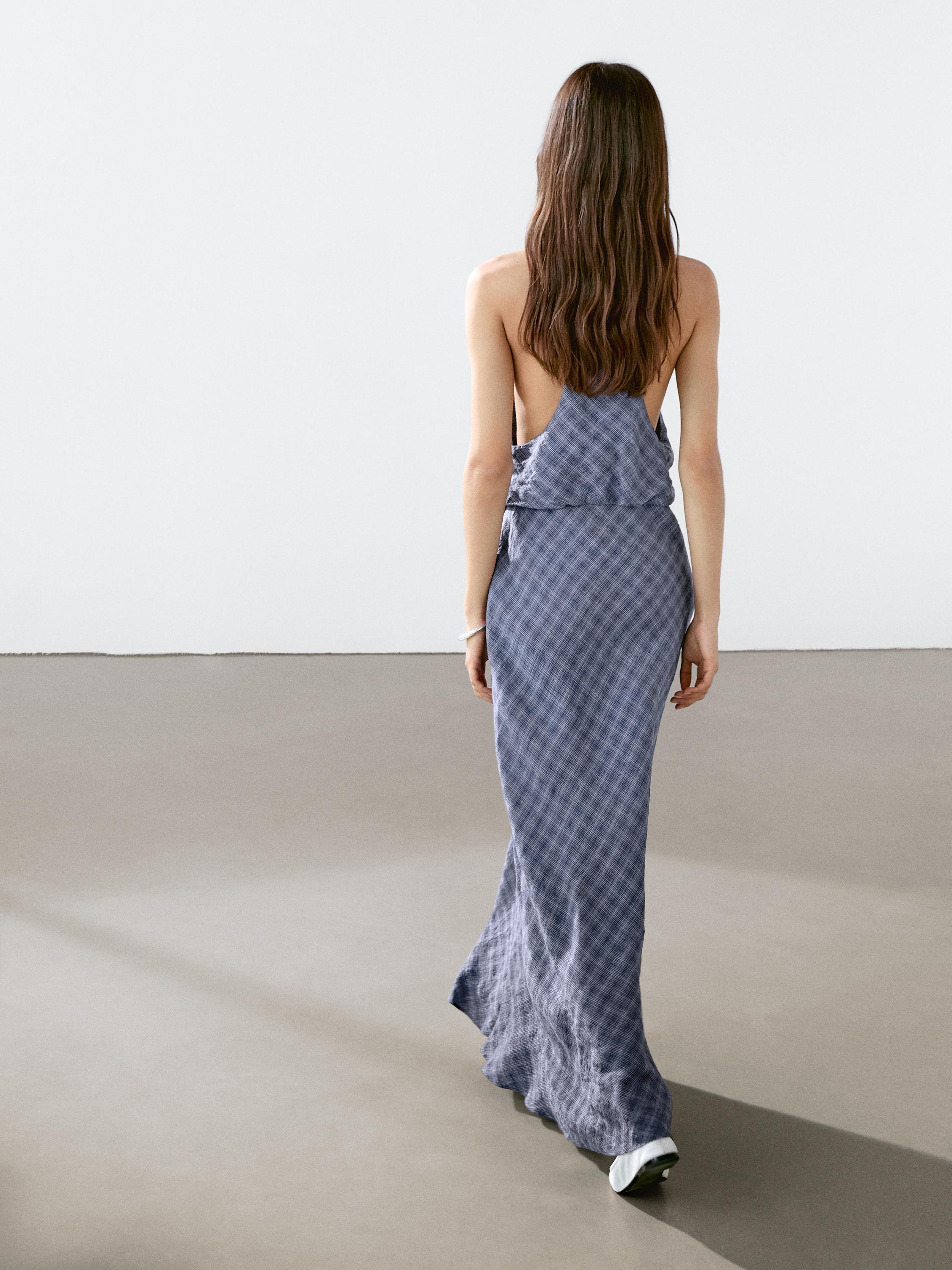 【Massimo Dutti】Long checked dress with back detail Long checked dress with back detail · Ink Blue · Smart