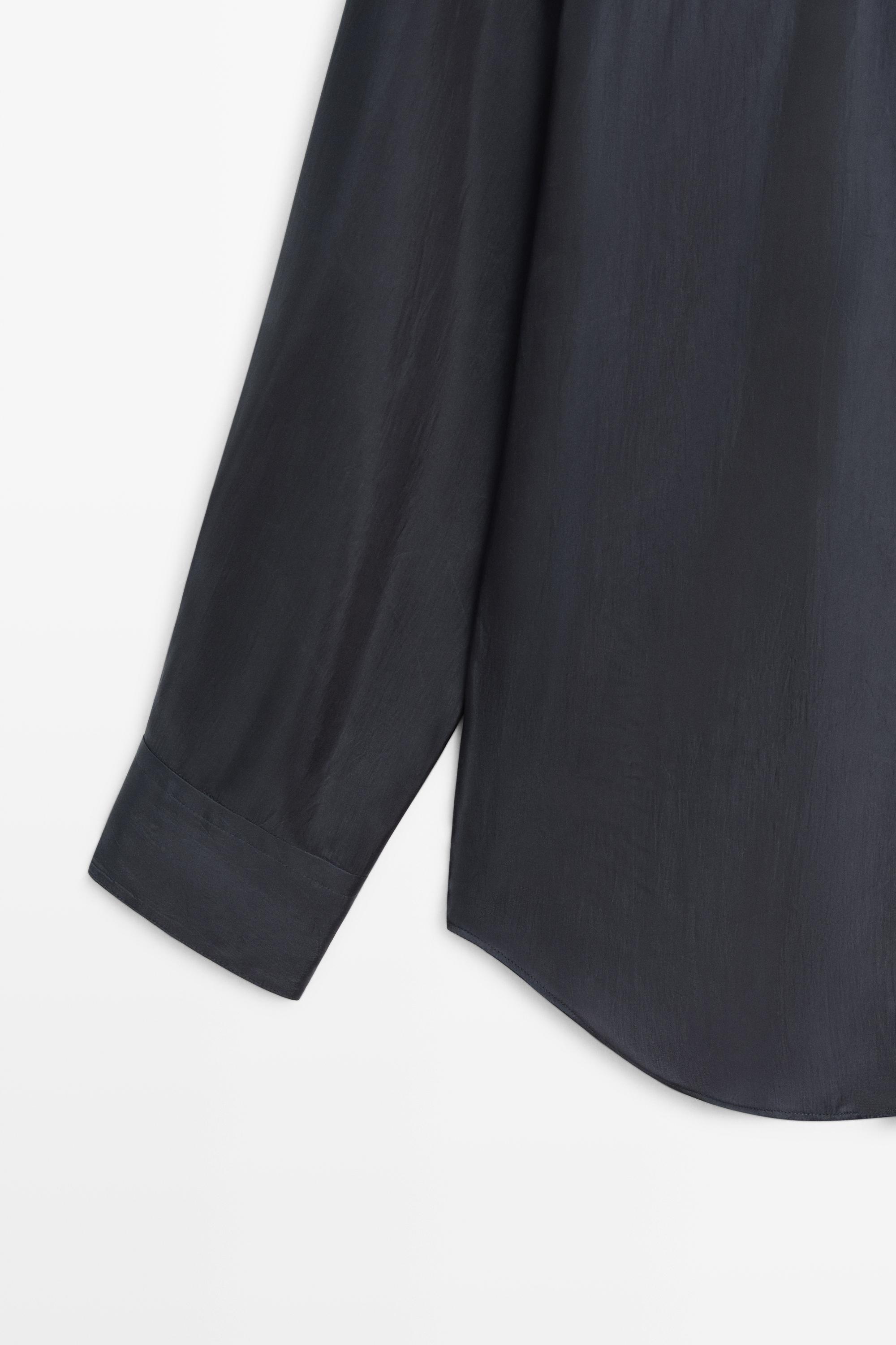 Flowing shirt with pocket detail — NAVY BLUE