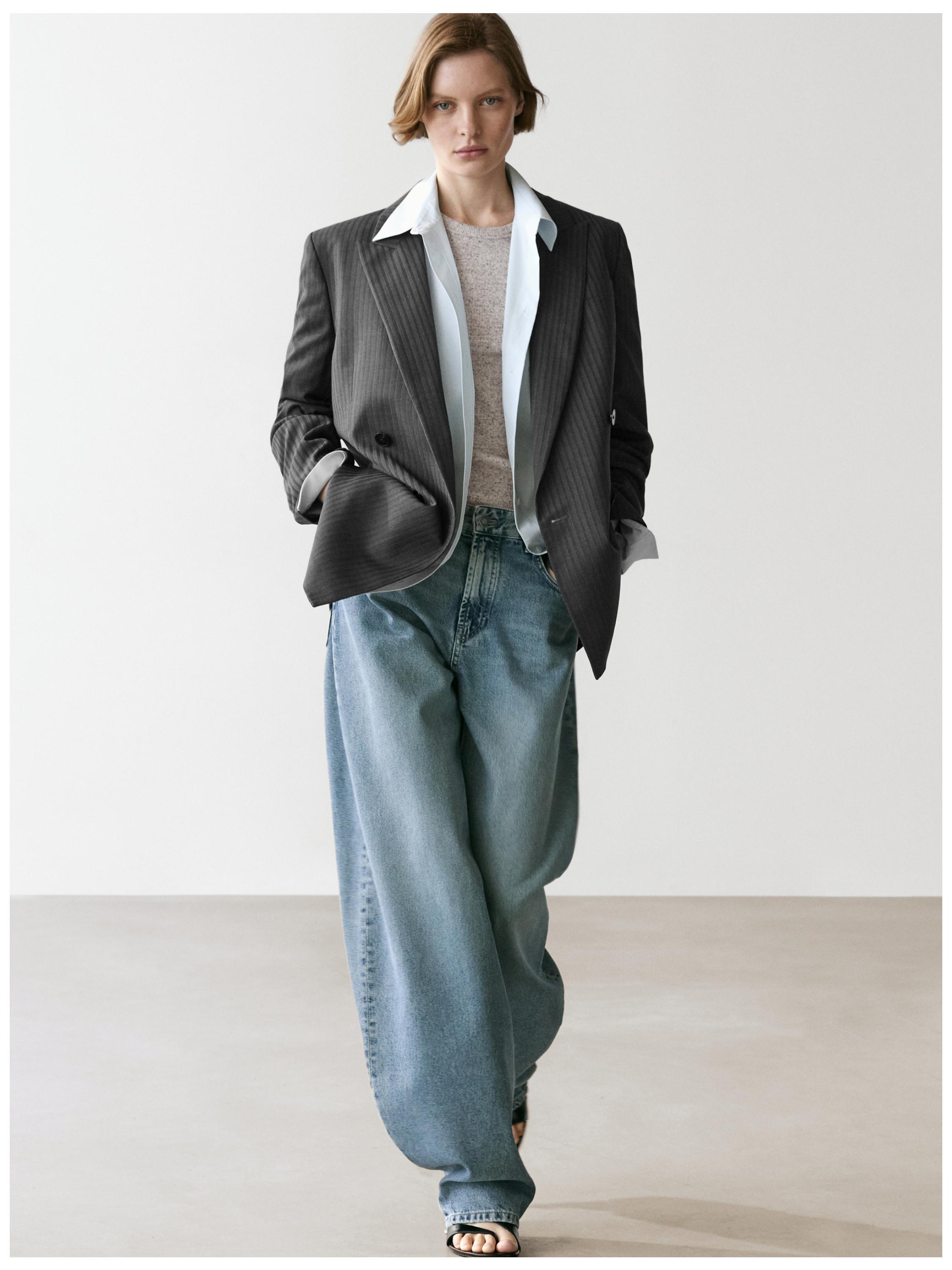 High-waist barrel fit jeans — Light Blue