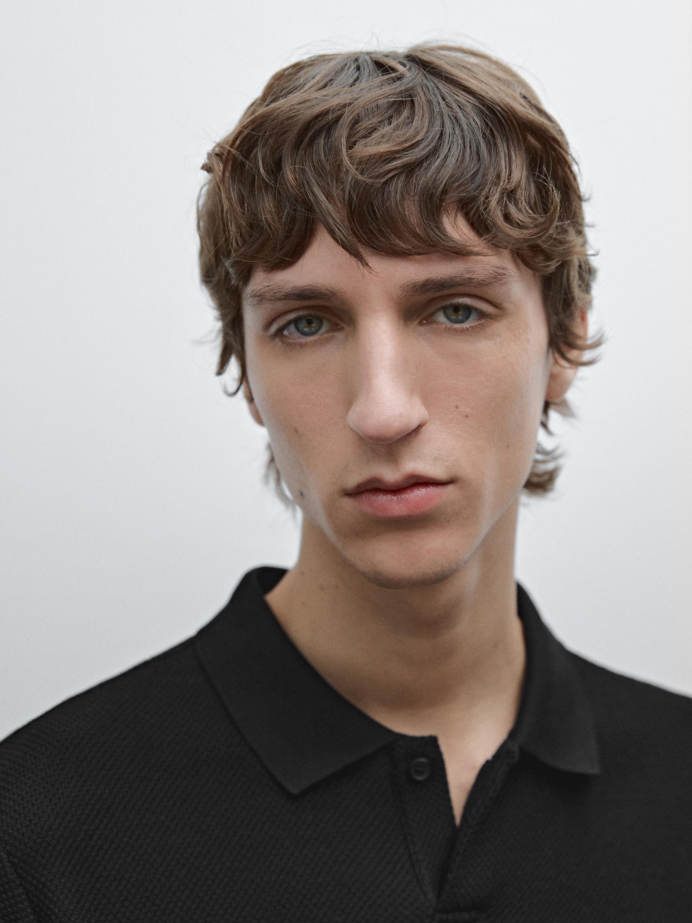 Textured V-neck cotton polo shirt