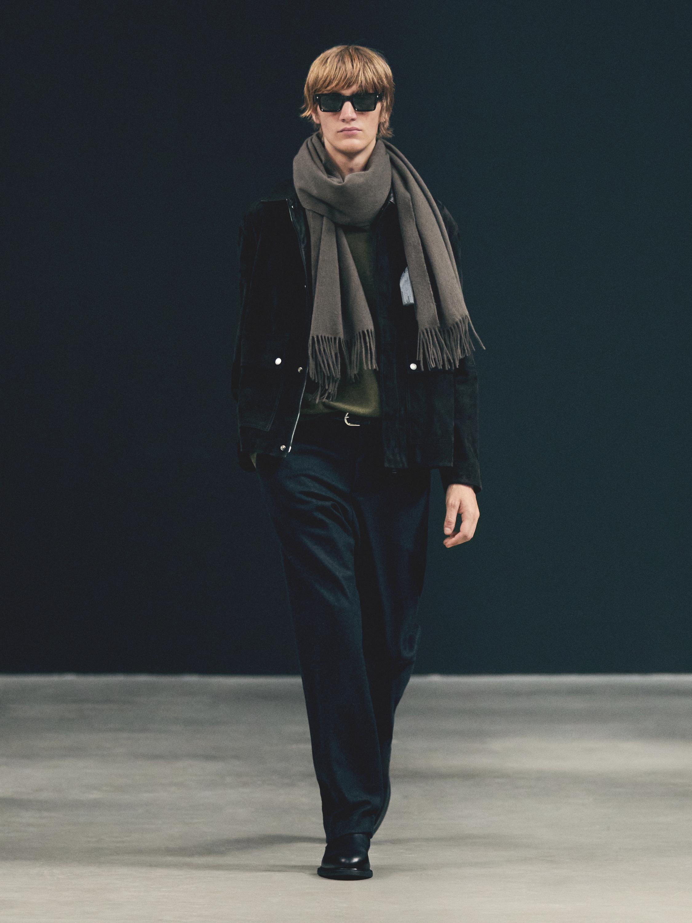 Wool blend scarf