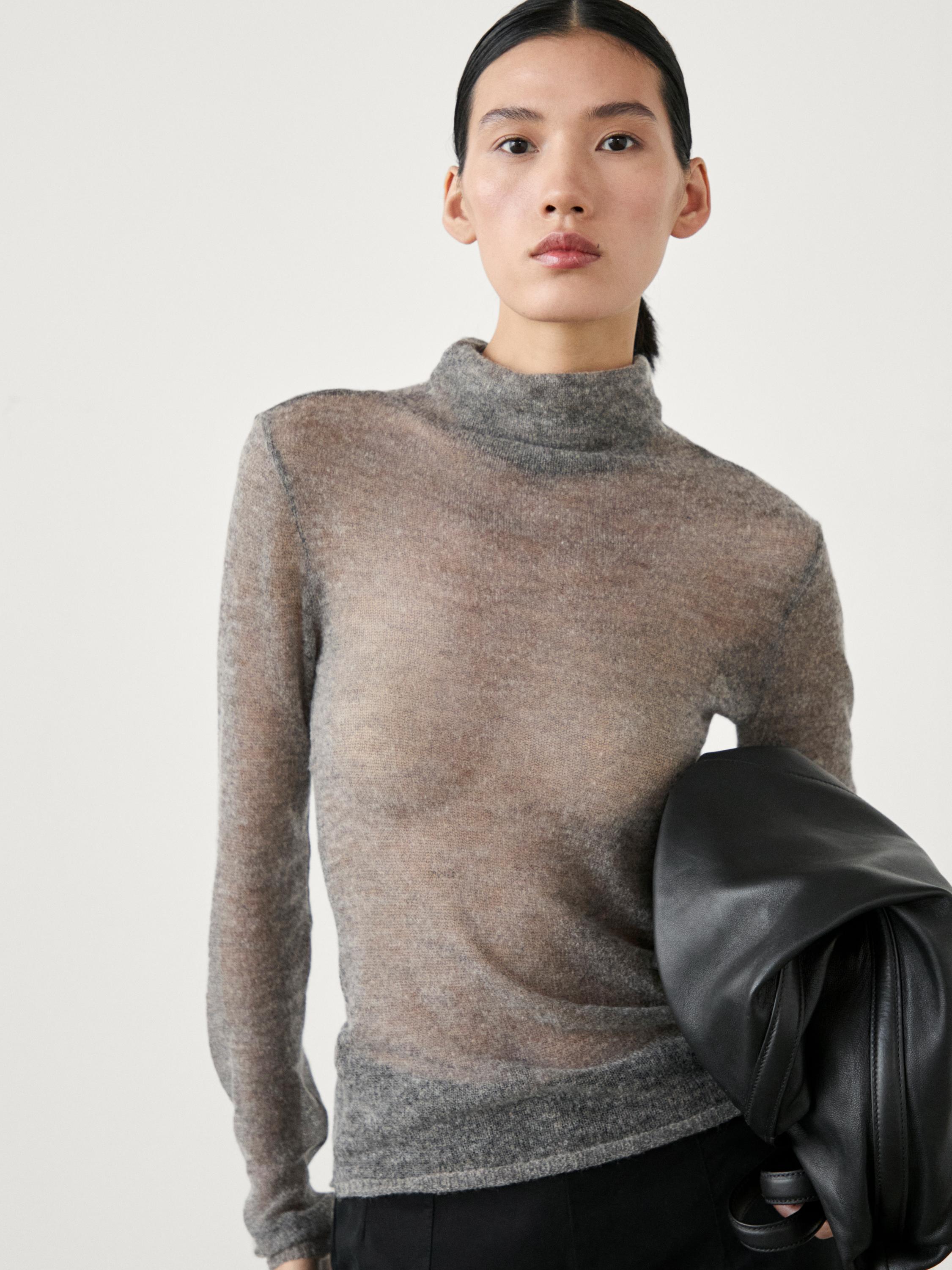 Fine cutwork T-shirt