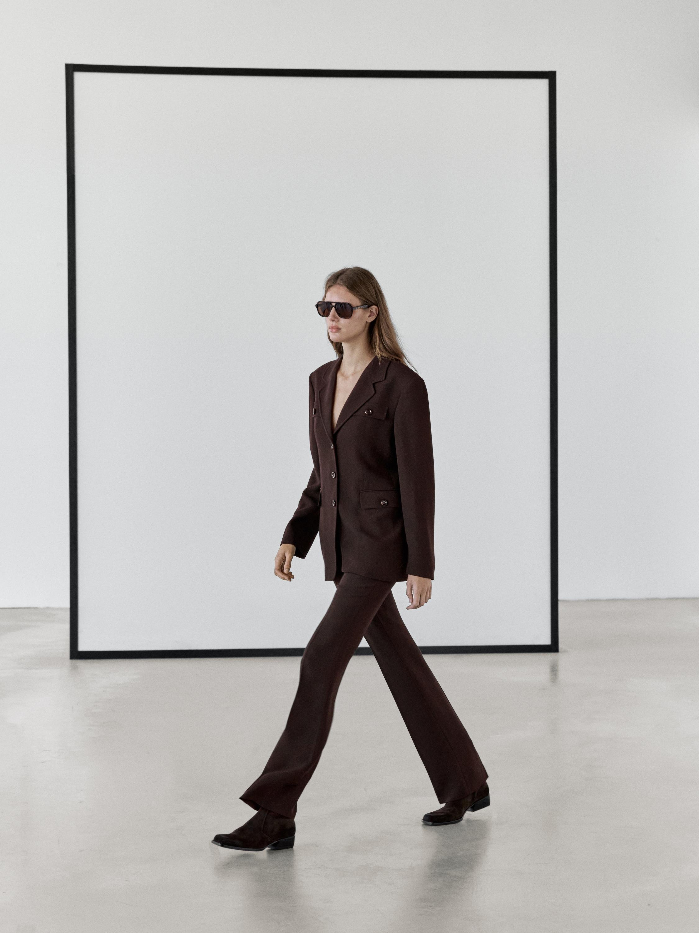 Flared trousers with pocket — Chocolate
