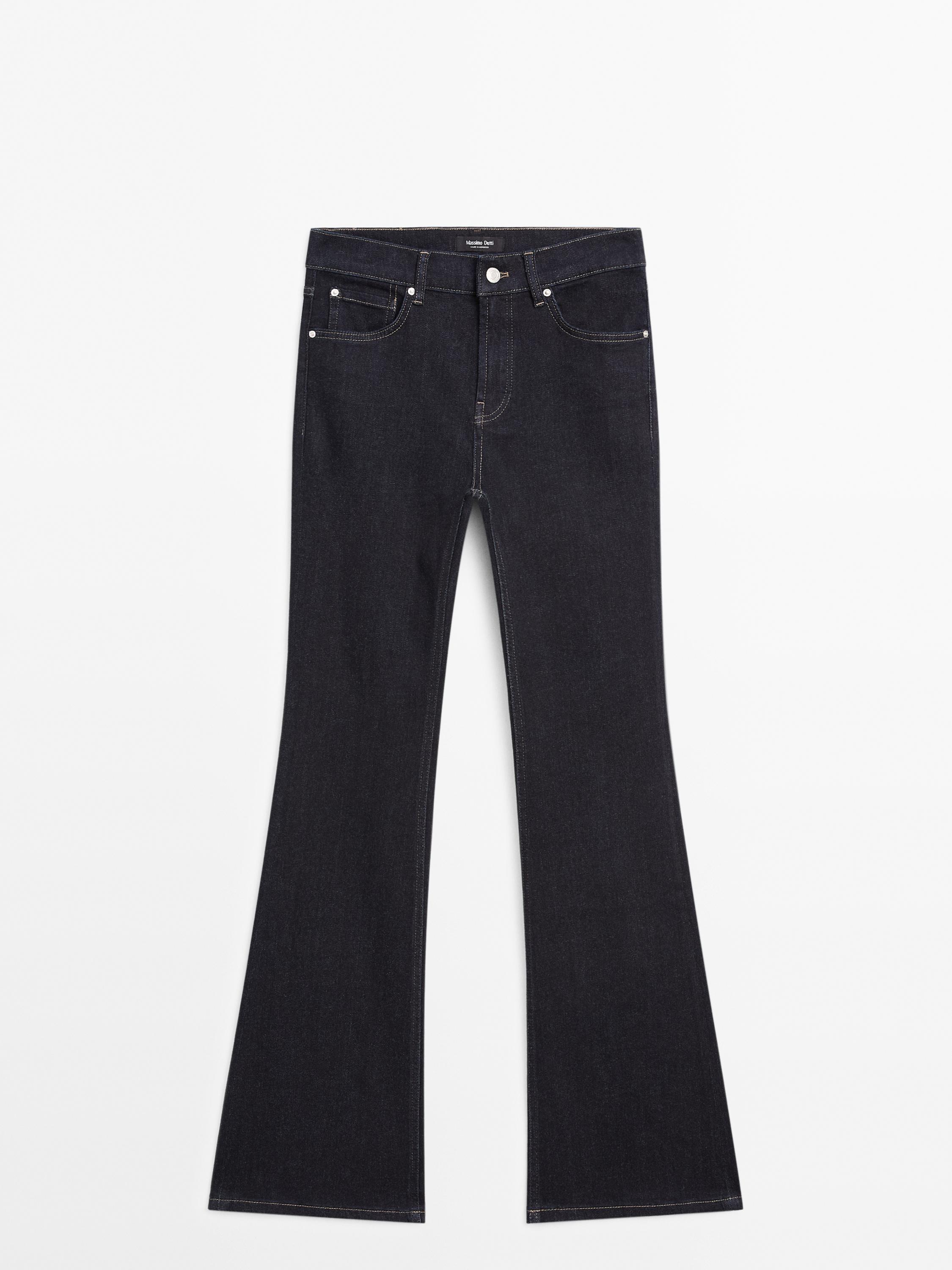 Skinny-Jeans mit Schlag und hohem Bund