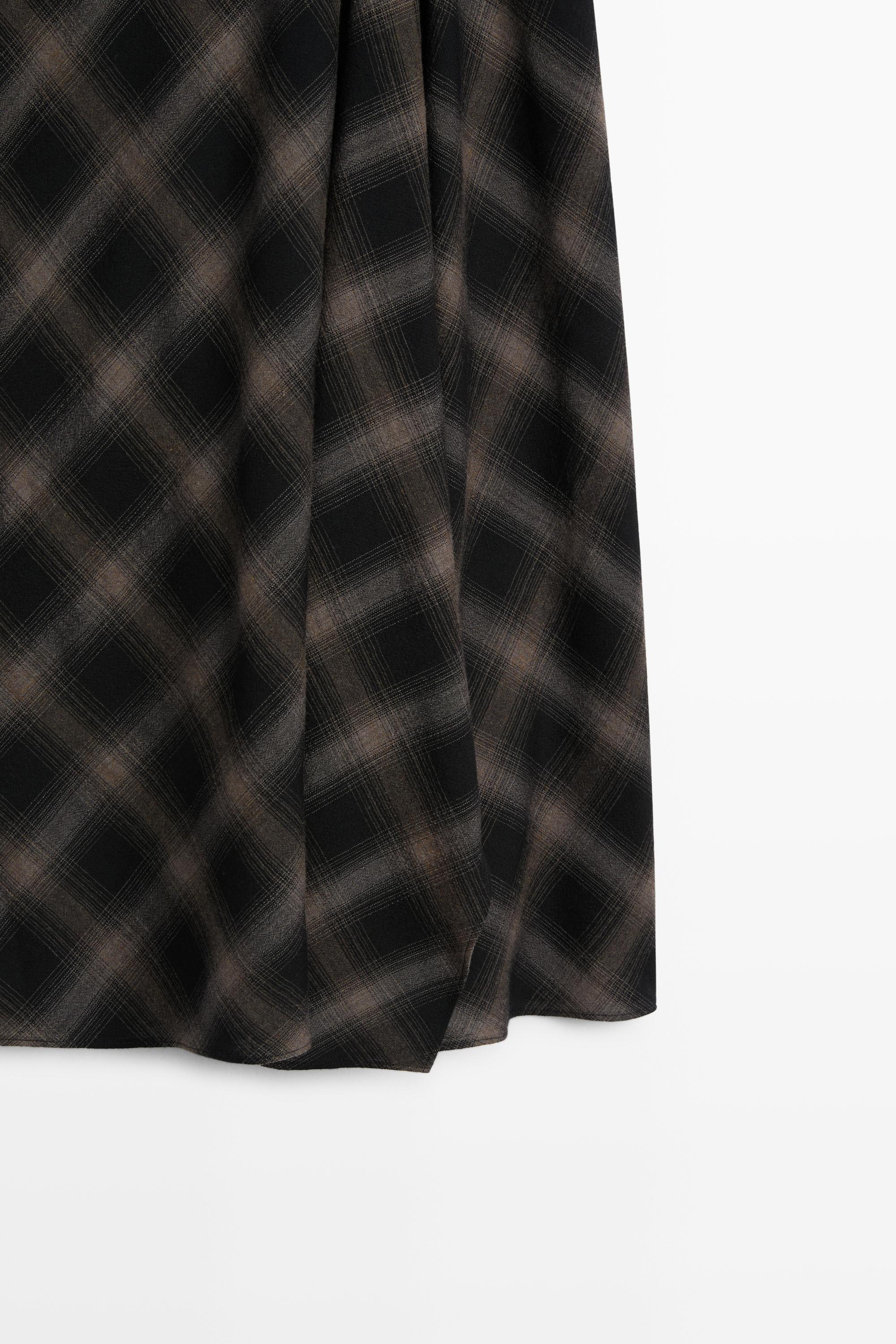 Wool-cotton blend check midi skirt with split — BLACK