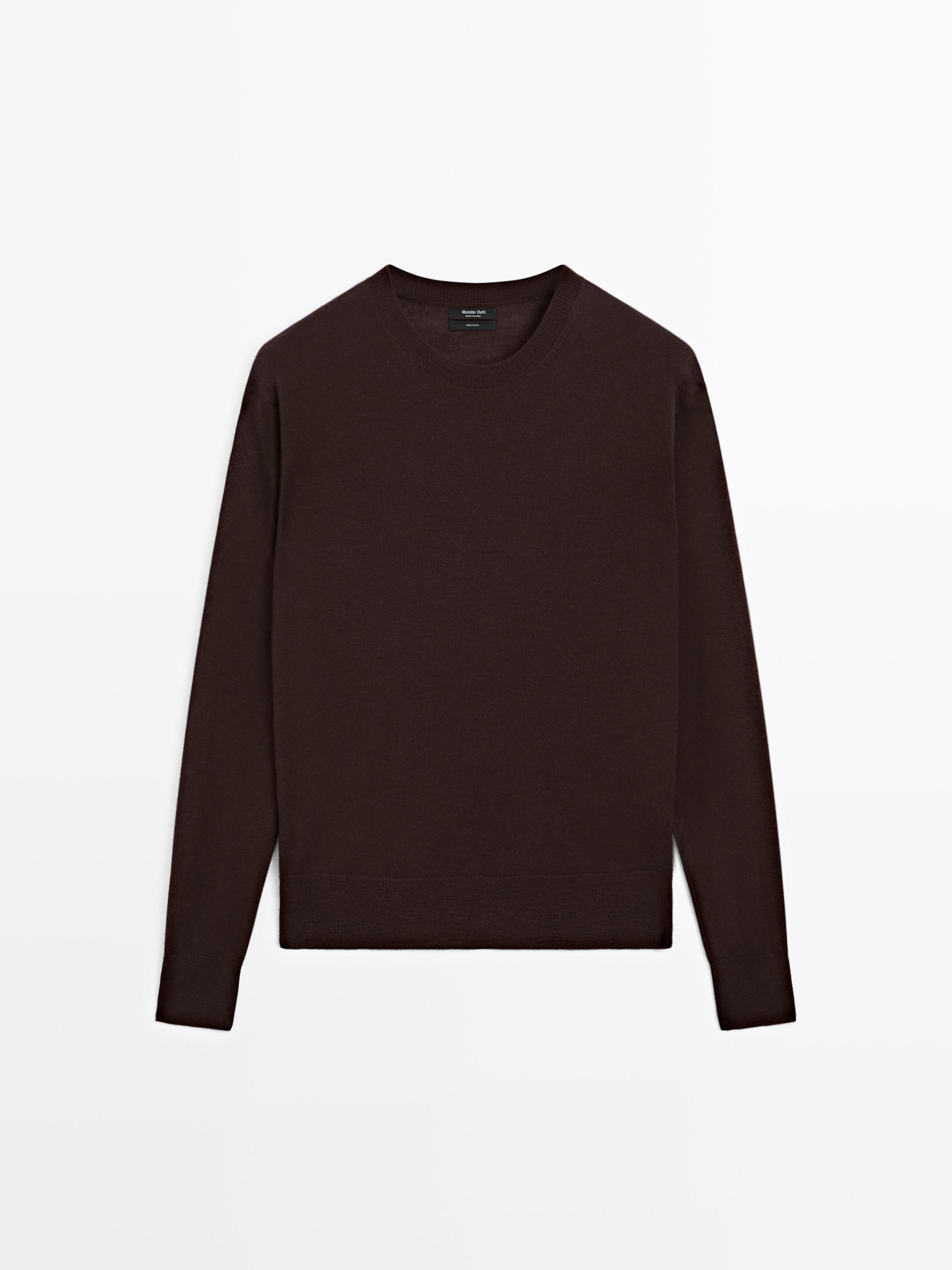 100% wool fine knit crew neck sweater