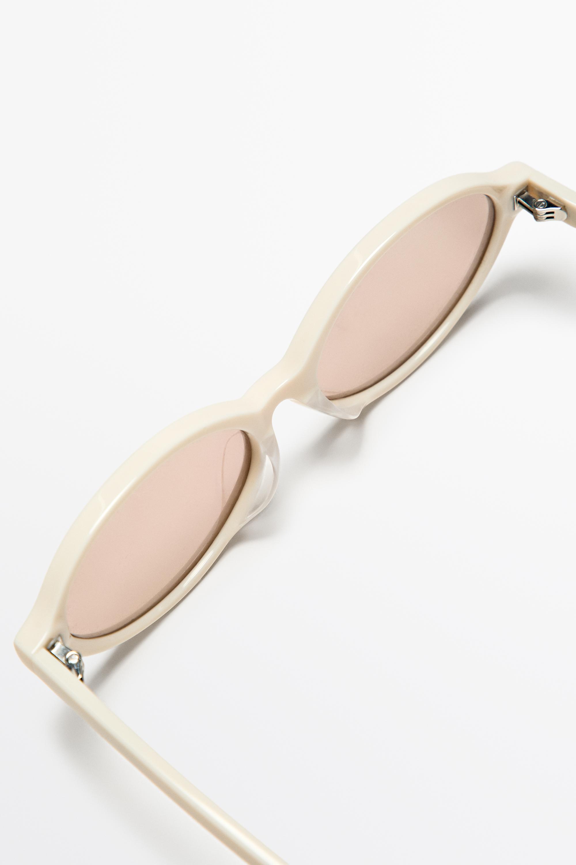 Small sunglasses — WHITE