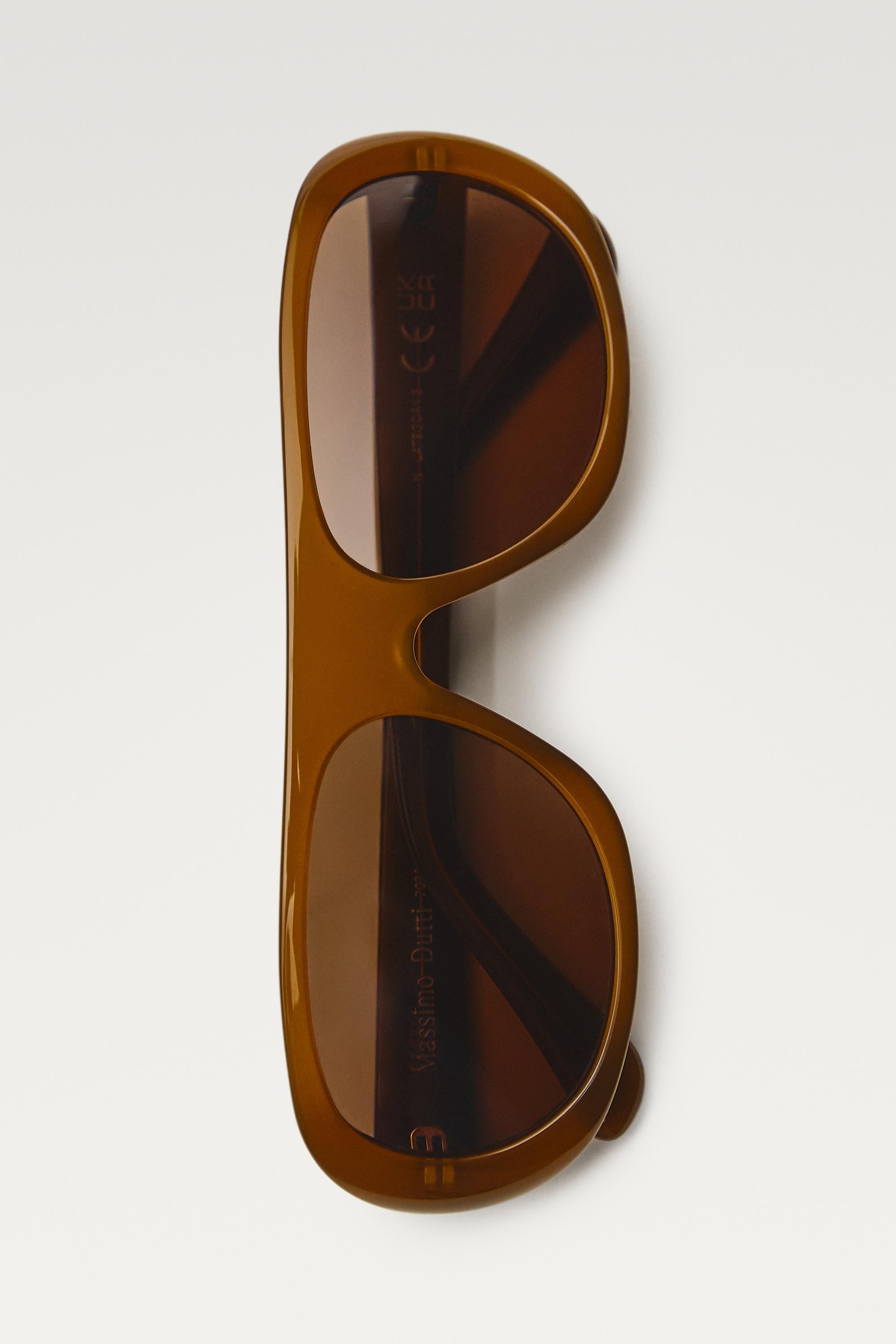 Wraparound sunglasses — Caramel