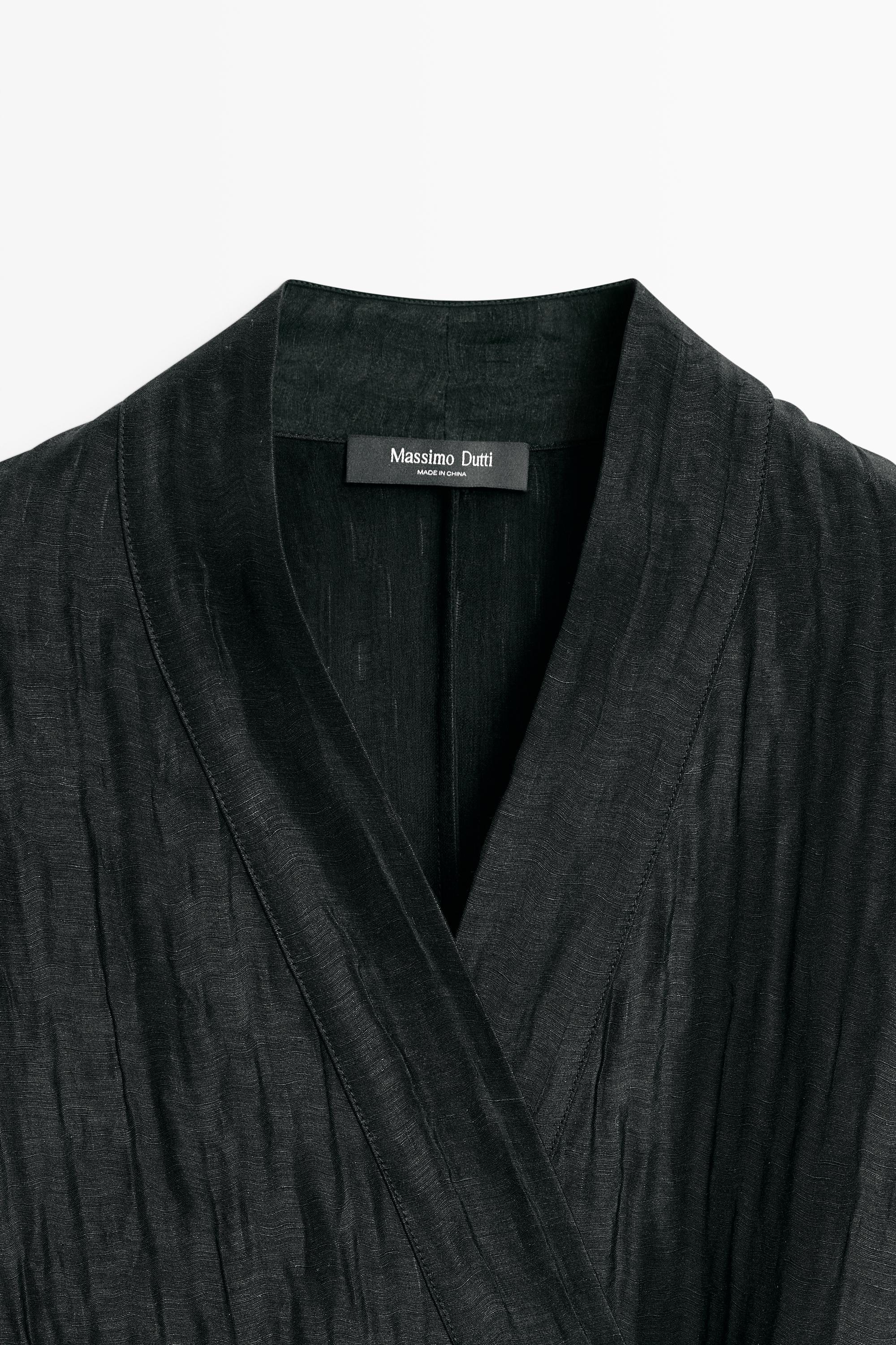 Textured linen blend V-neck kimono — BLACK