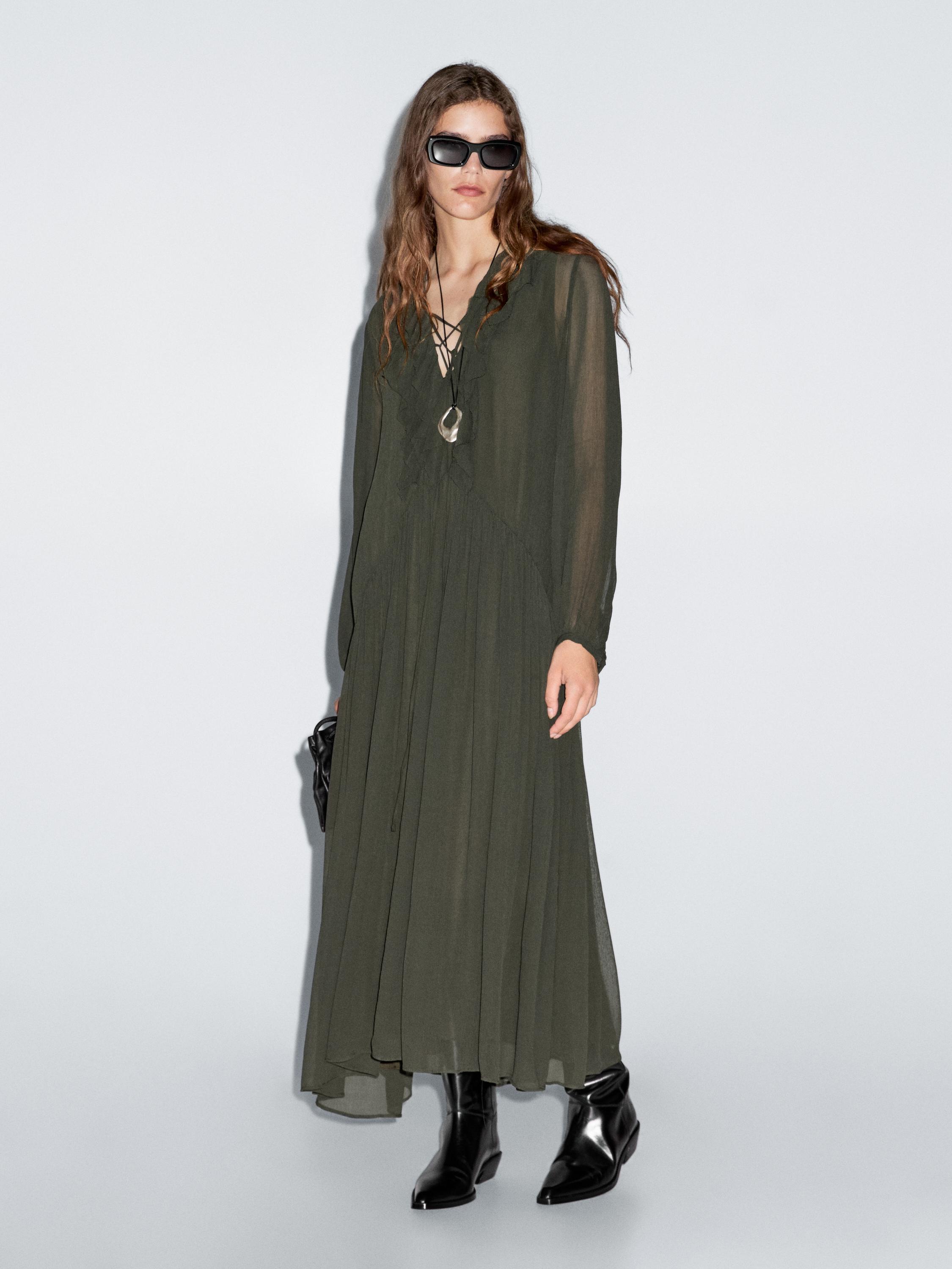 Robe longue fluide à volants
