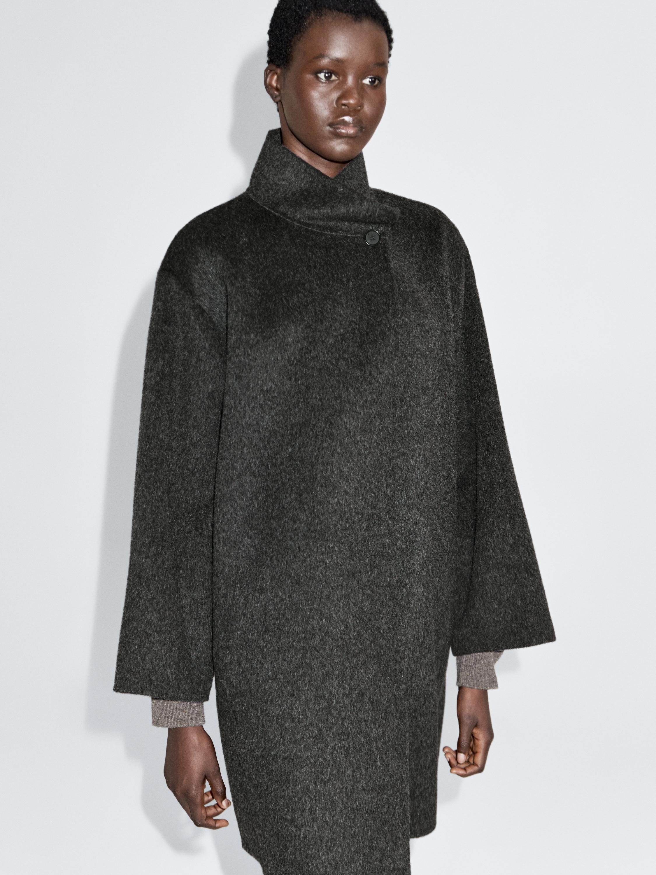 Manteau cape à col montant en laine mélangée