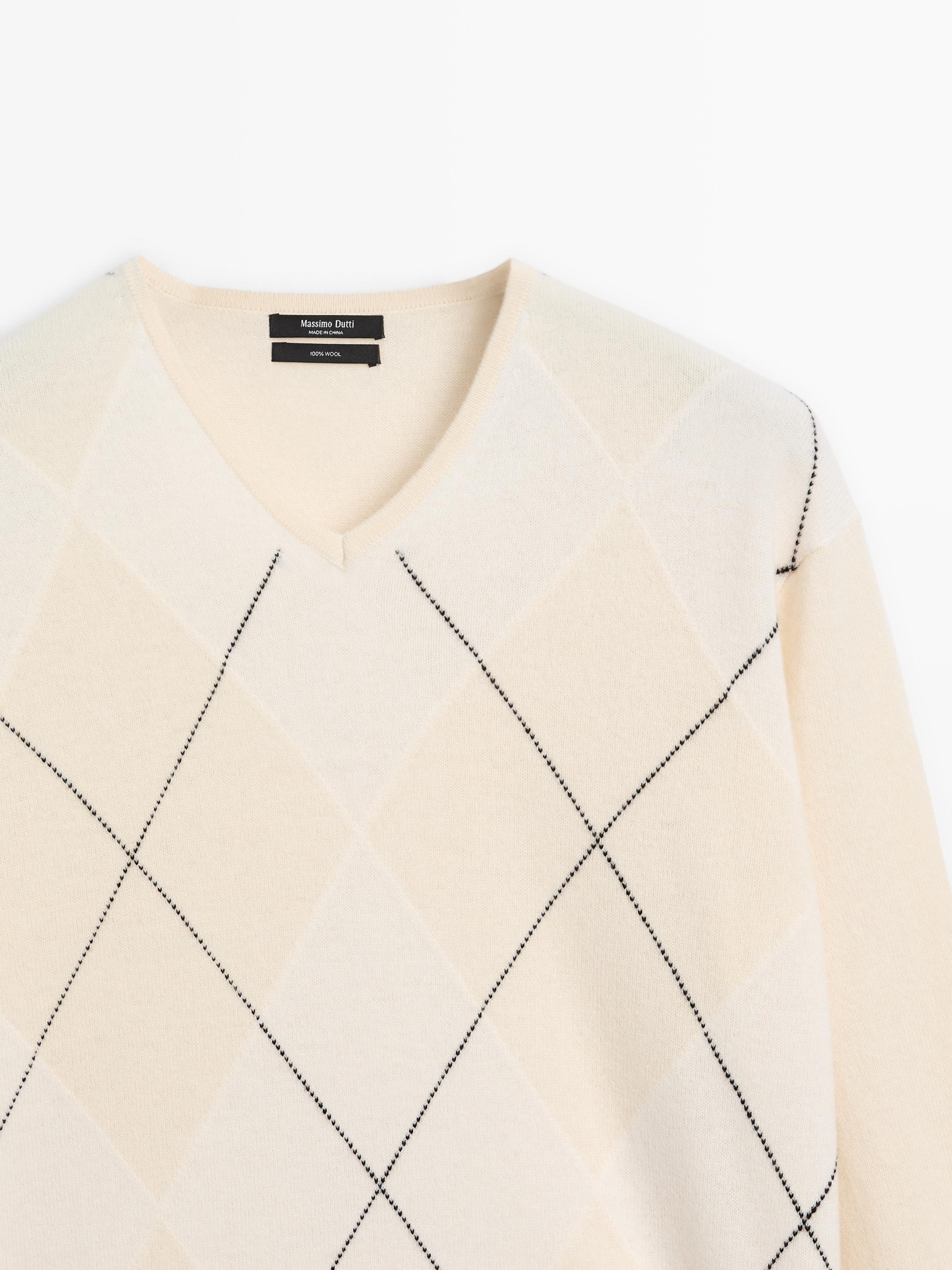 Светр зі 100%-ї вовни в ромби