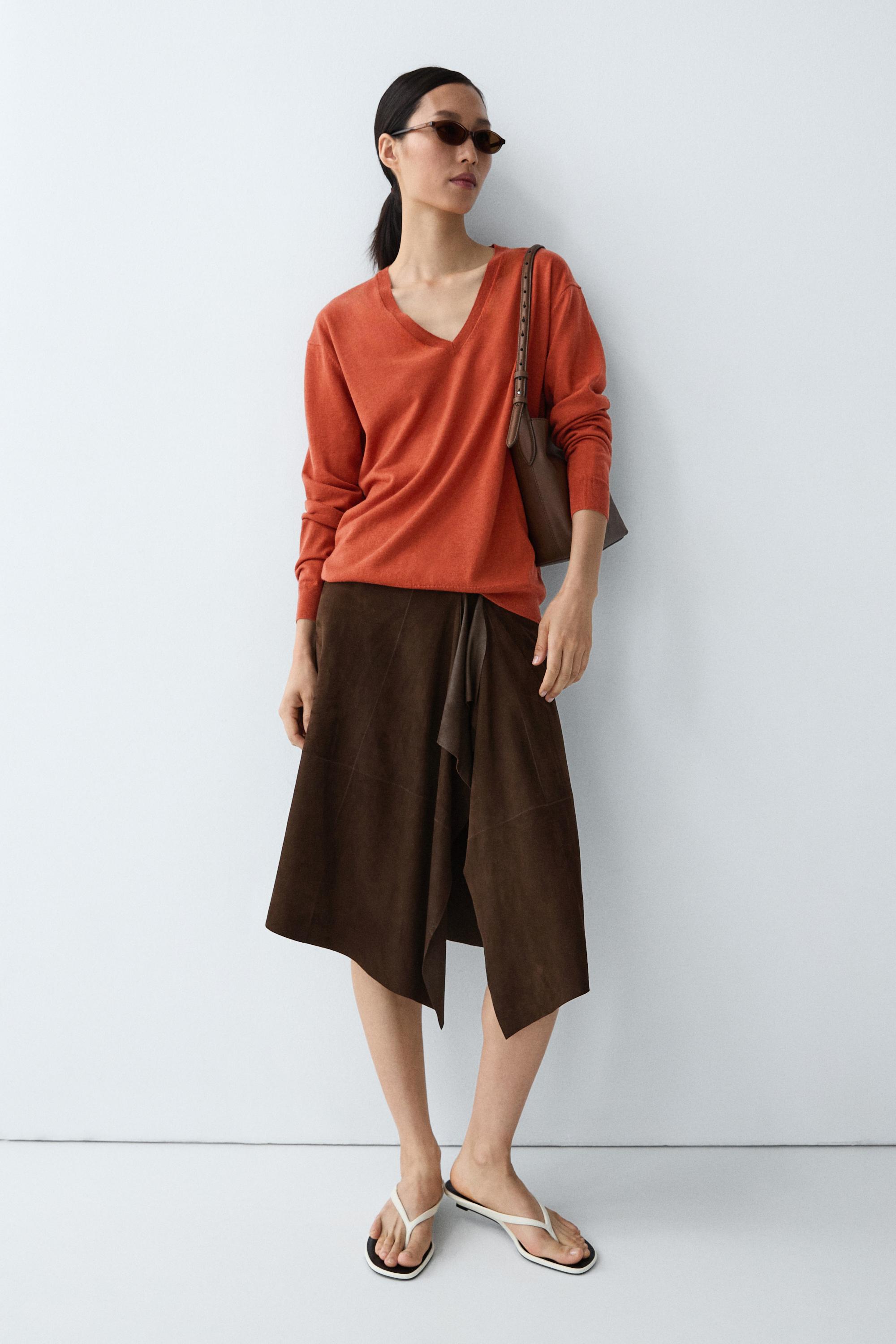 V-neck knit sweater — BURNT ORANGE