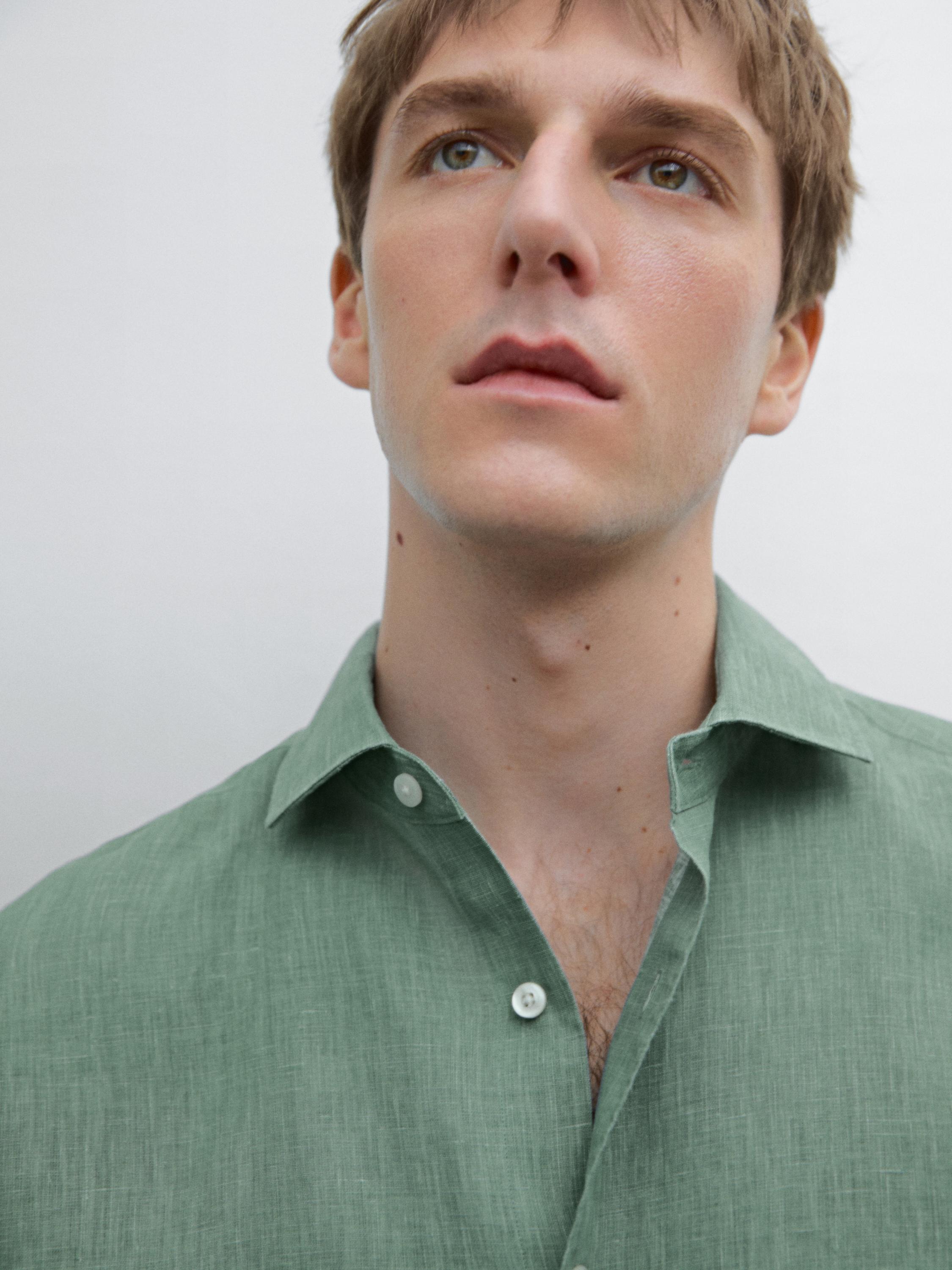 Lightweight regular fit 100% linen shirt