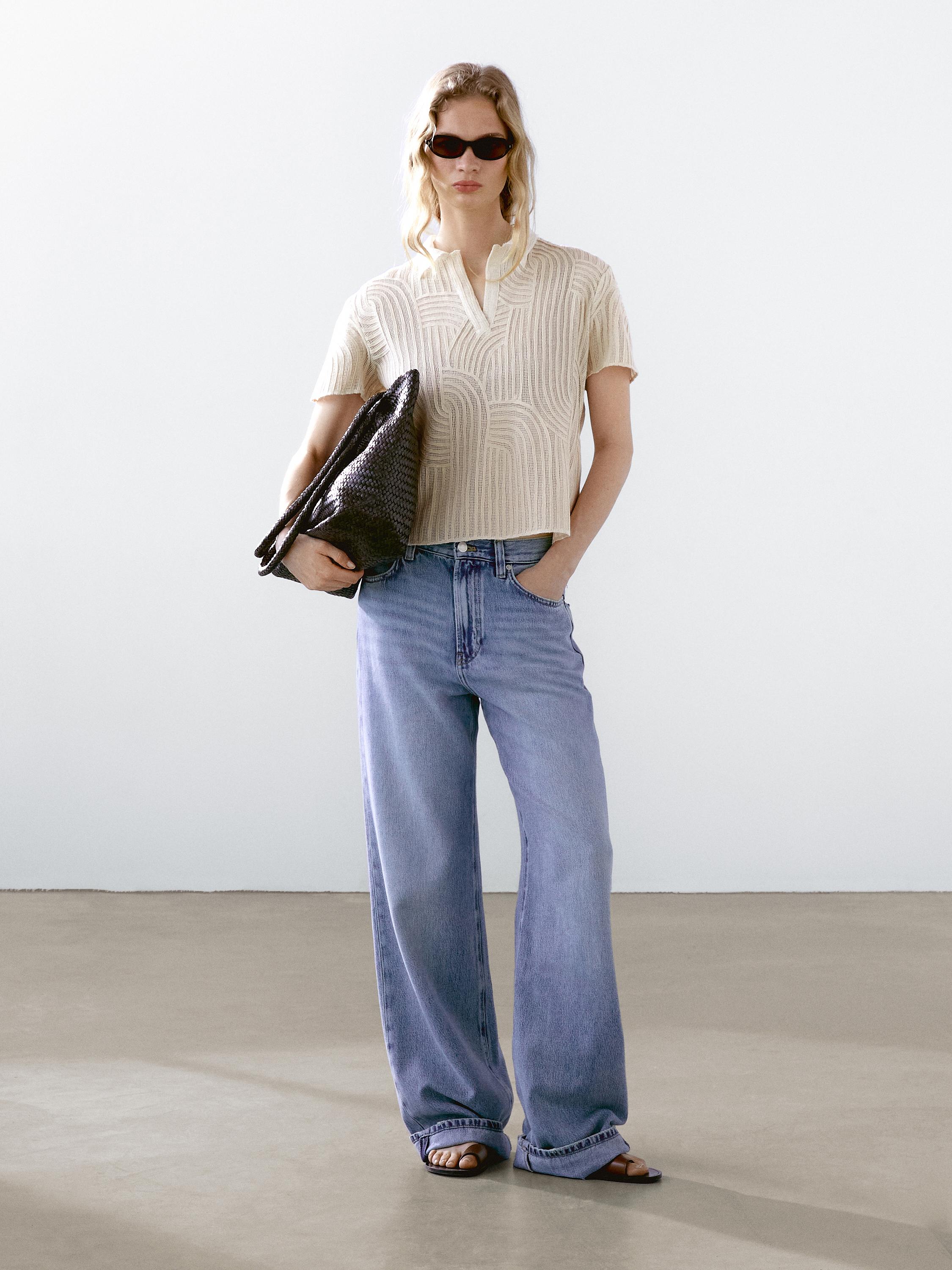 قميص بولو بتطريز مخرم