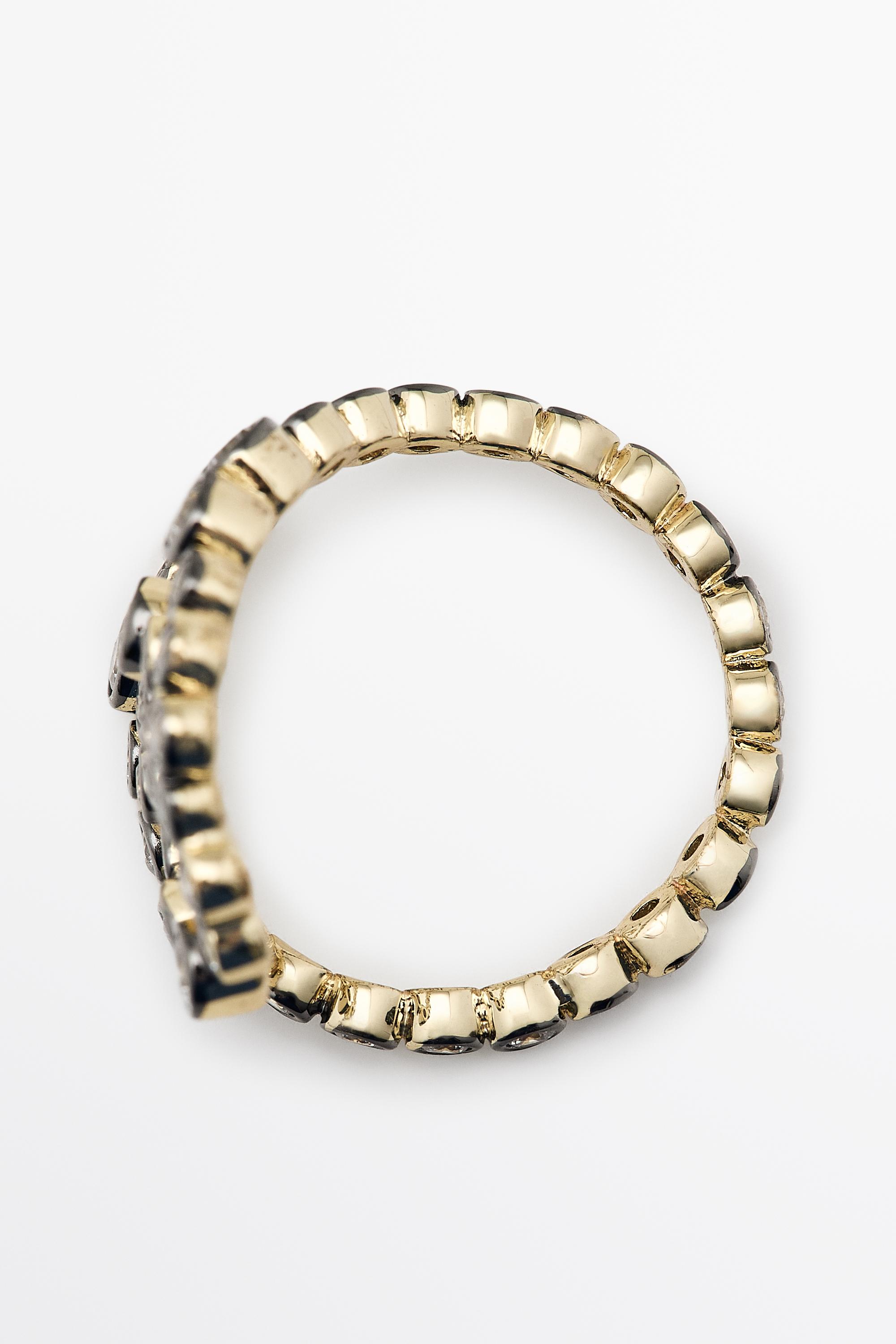 Spiral rhinestone ring — GOLDEN