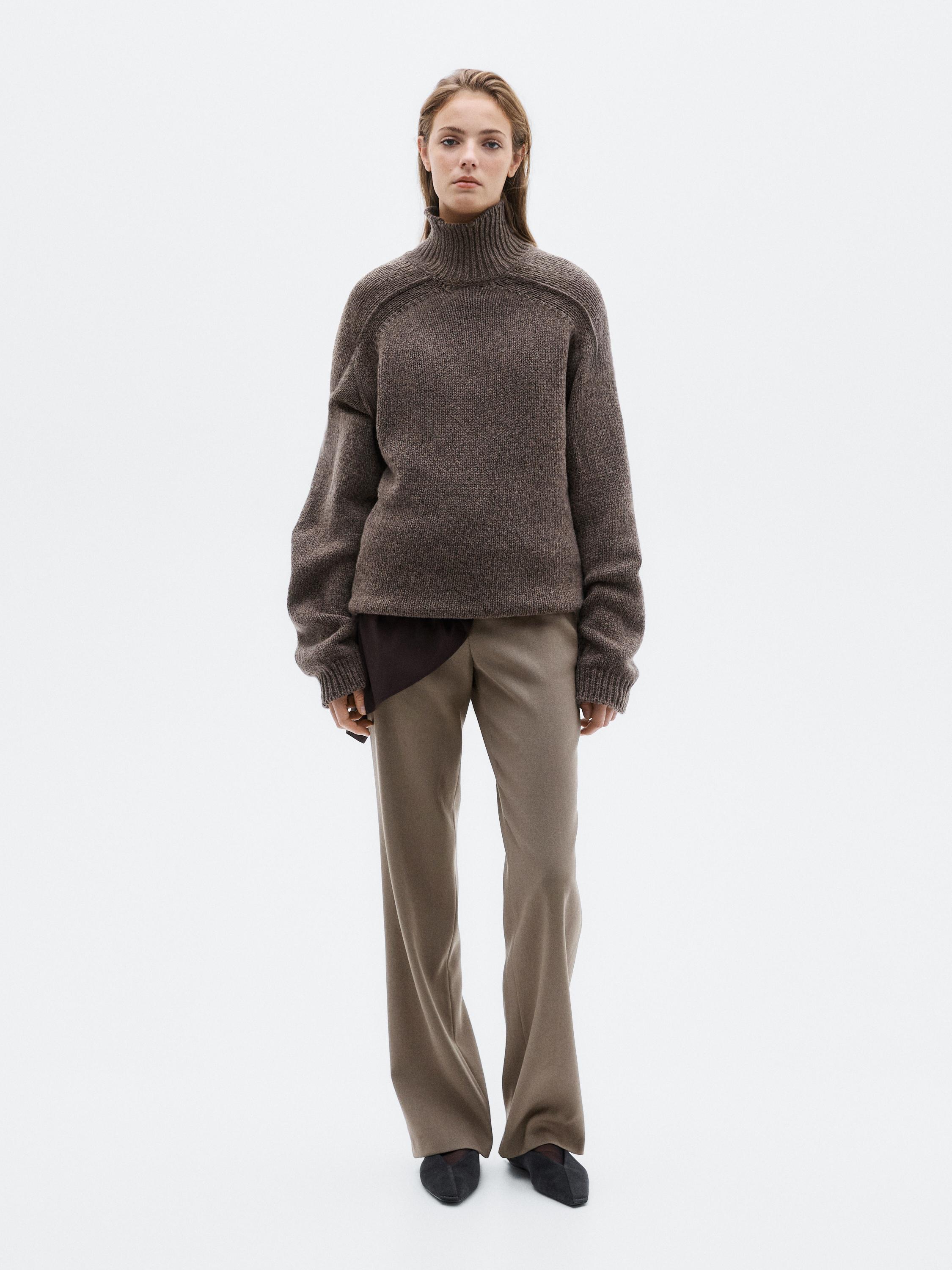 سويتر ممتزج محاك بياقة عالية - LIMITED