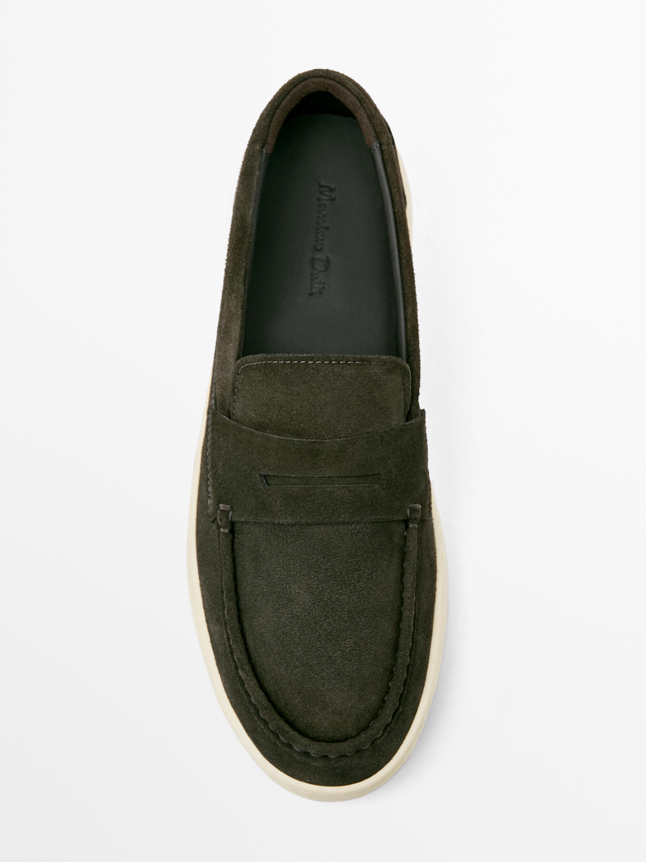 Mocassins souples en croûte de cuir avec patte