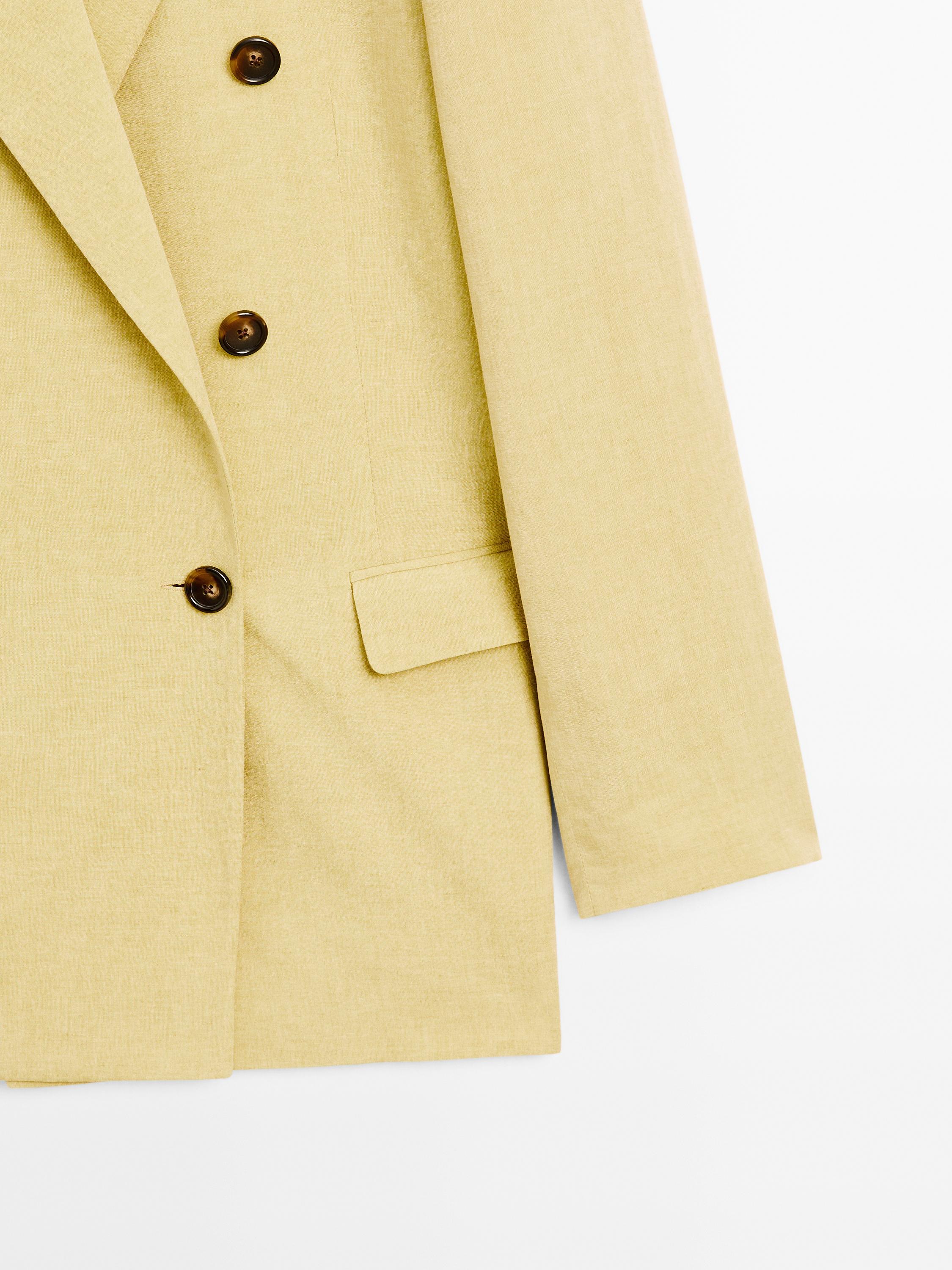Double-breasted blazer