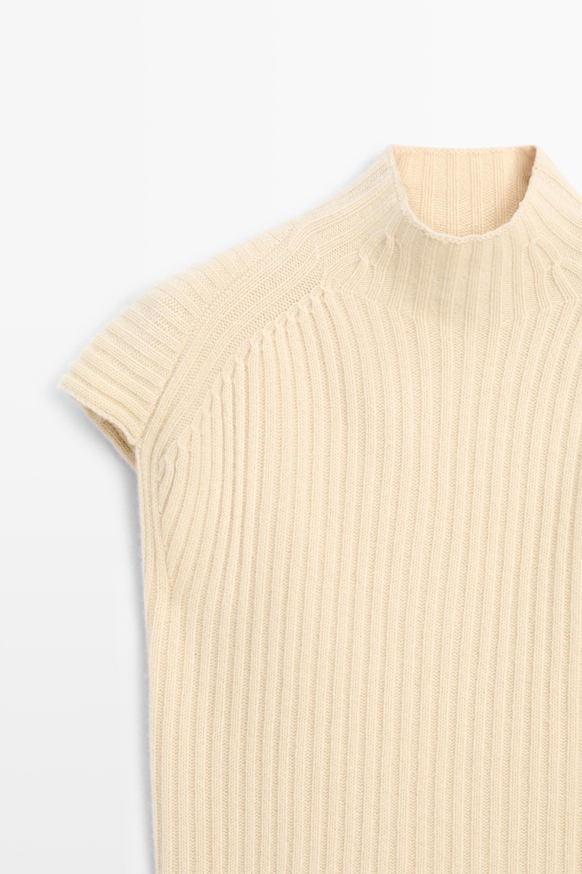 100% cashmere ribbed knit vest — Vanilla