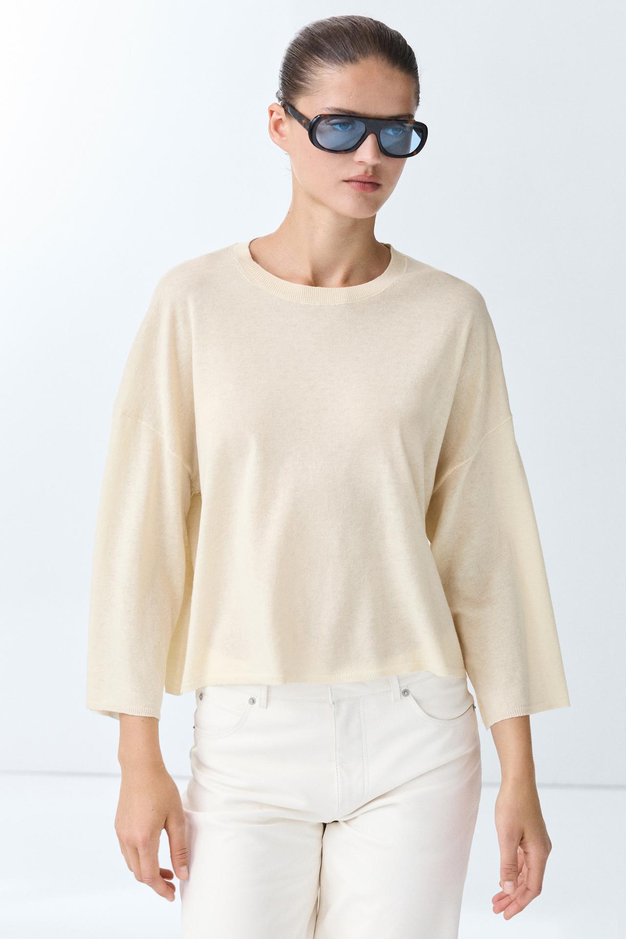 Round neck knit sweater — Vanilla