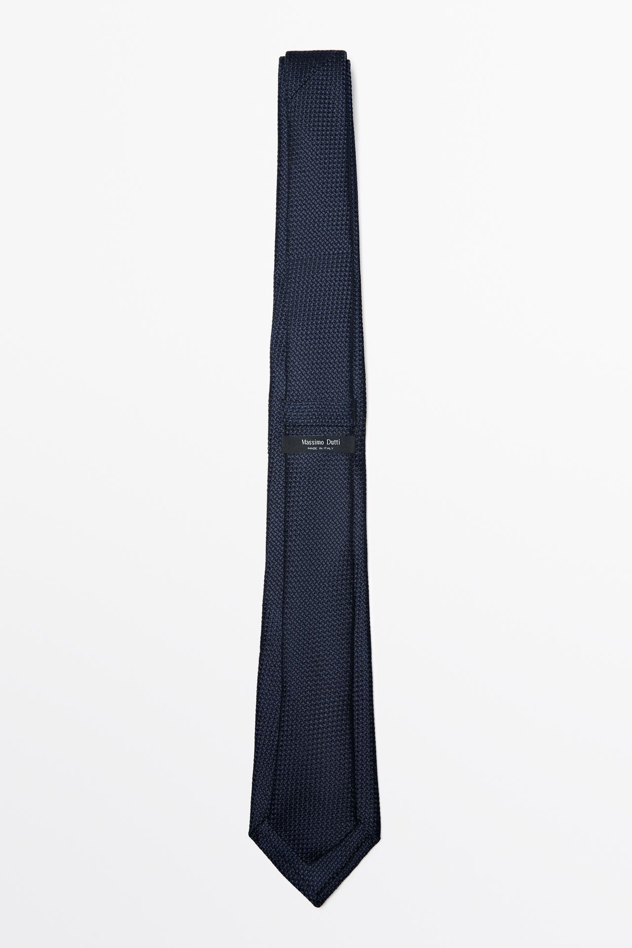 100% silk tie — NAVY BLUE