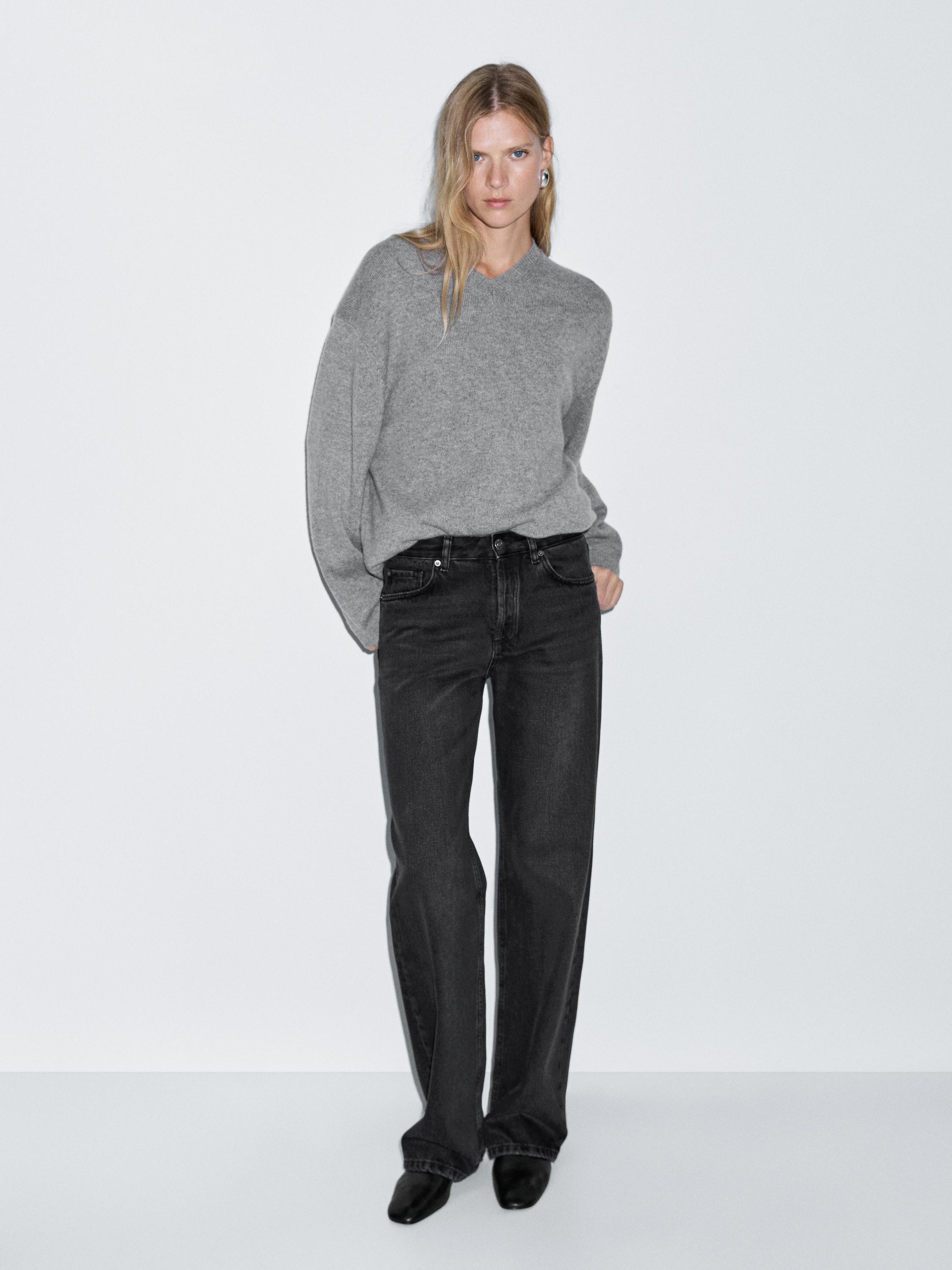 Mid-rise wide-leg jeans