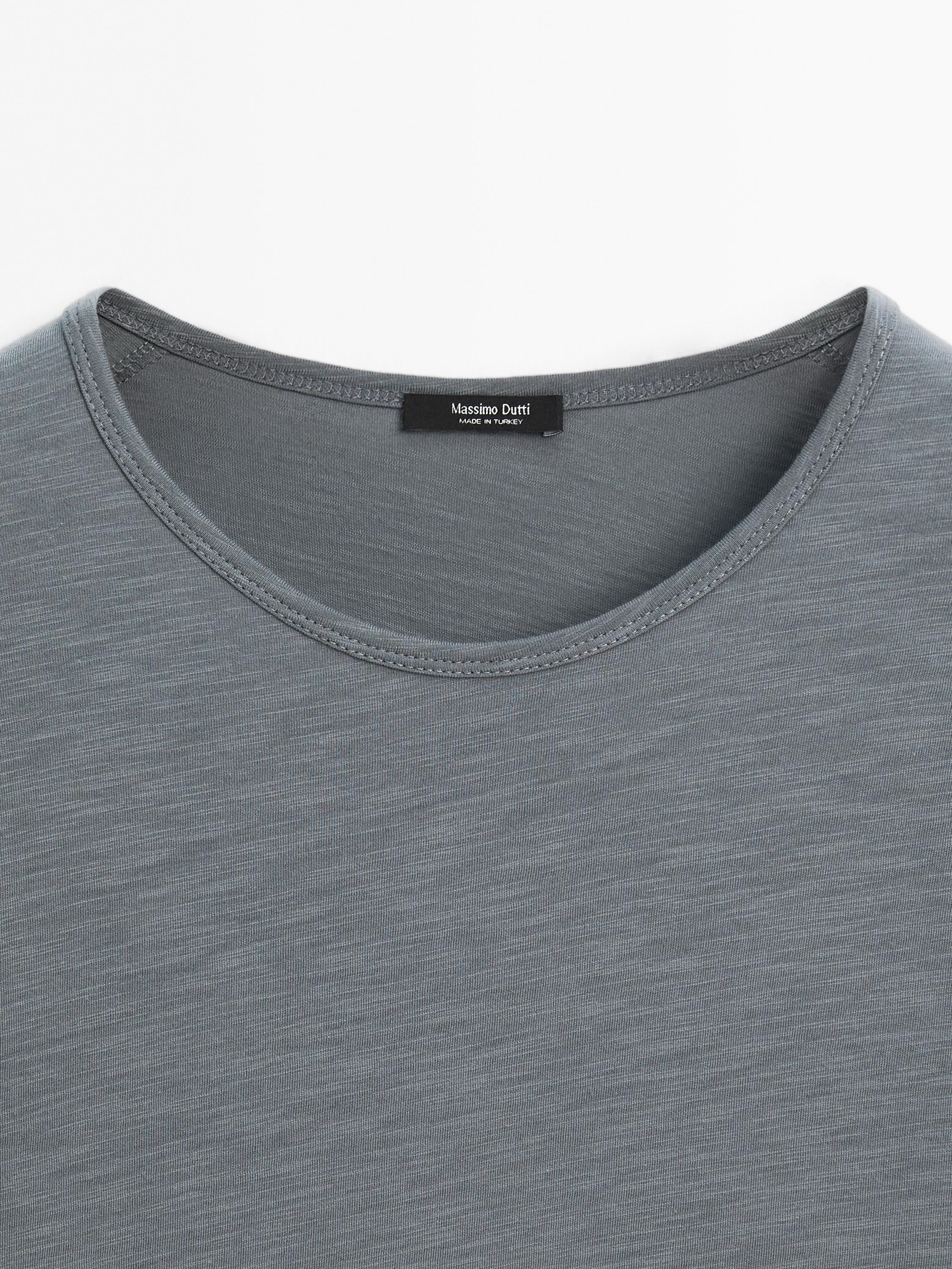 100% cotton T-shirt with fabric detail