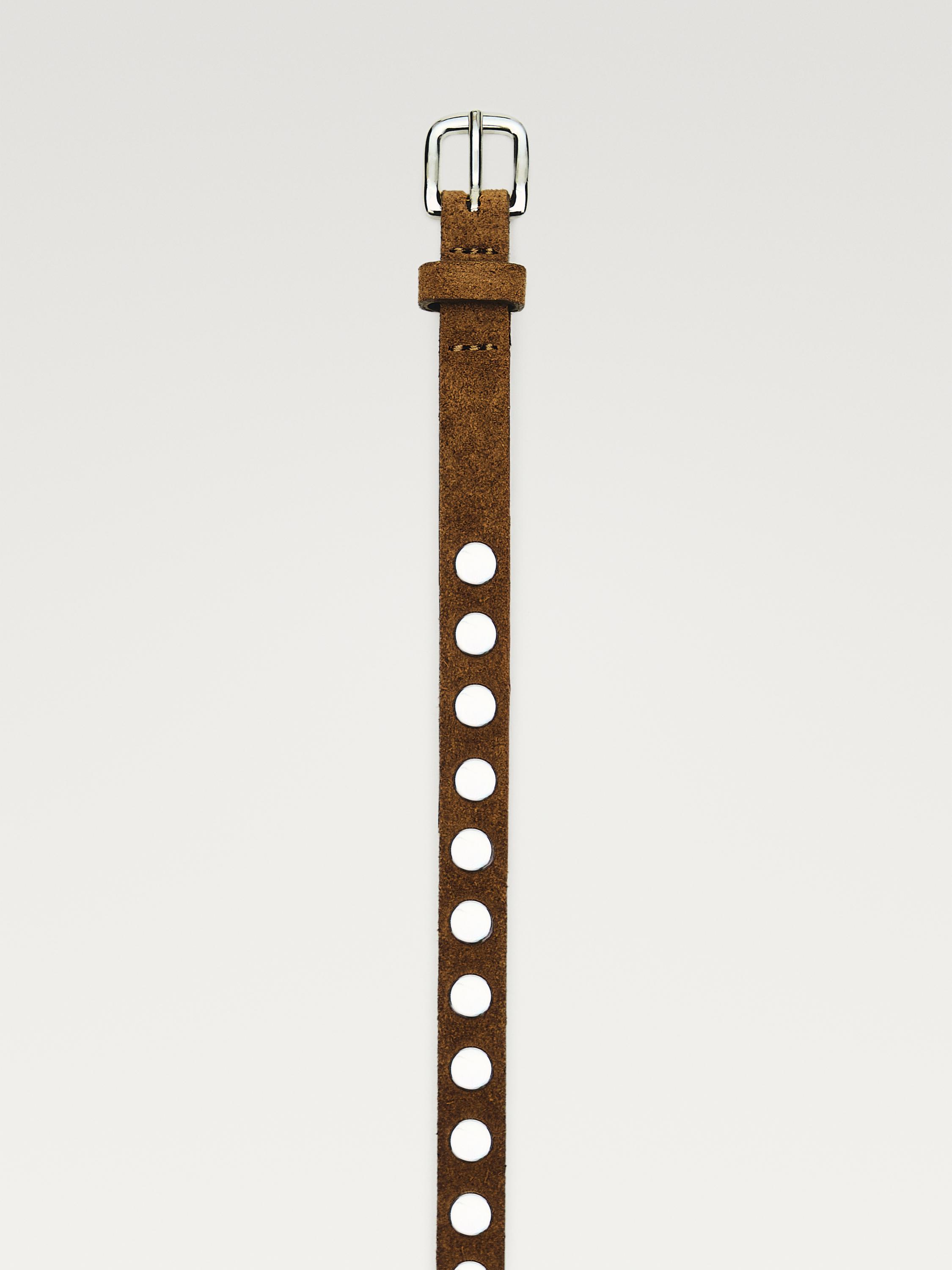 Ceinture fine en cuir cloutée