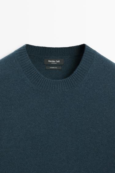 Cashmere round neck knit sweater — BLUE 9