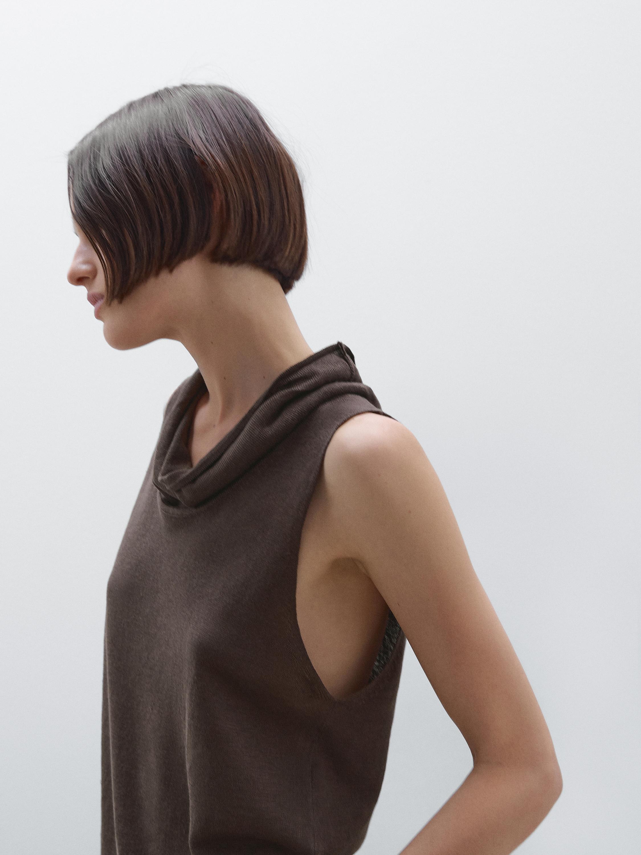 Top drapé asymétrique en lin