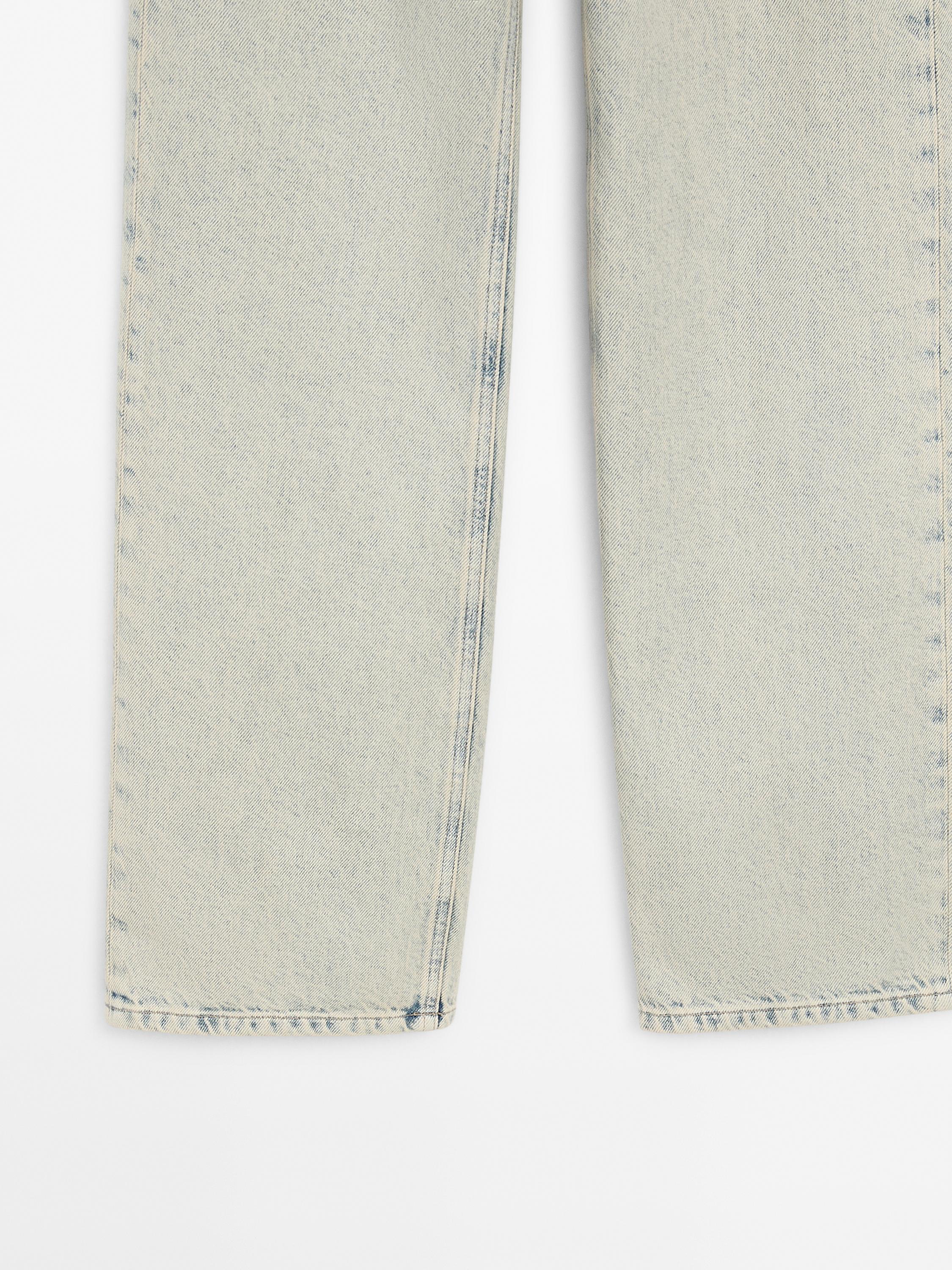 Mid-rise wide-leg jeans