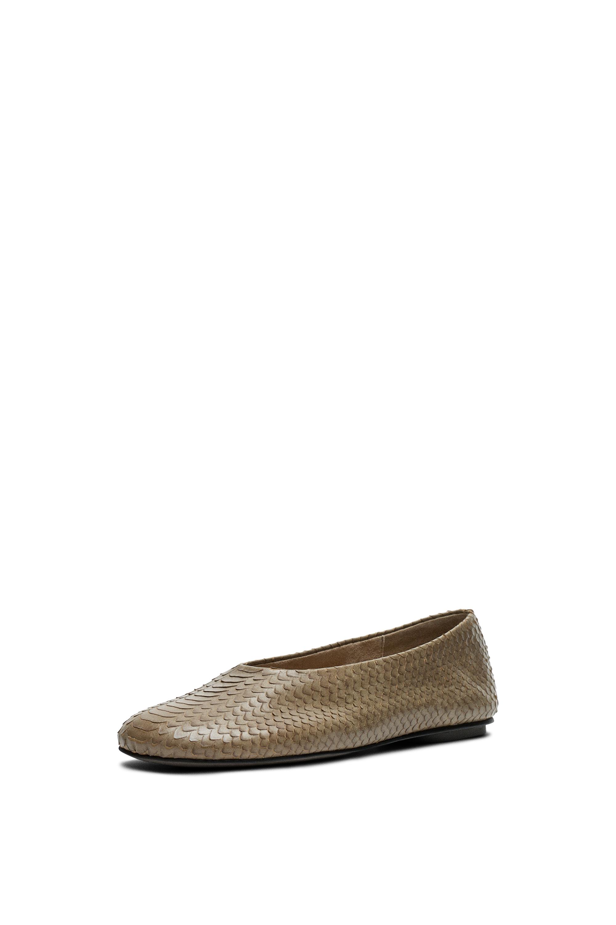 Round toe leather ballerinas — ANIMAL PRINT